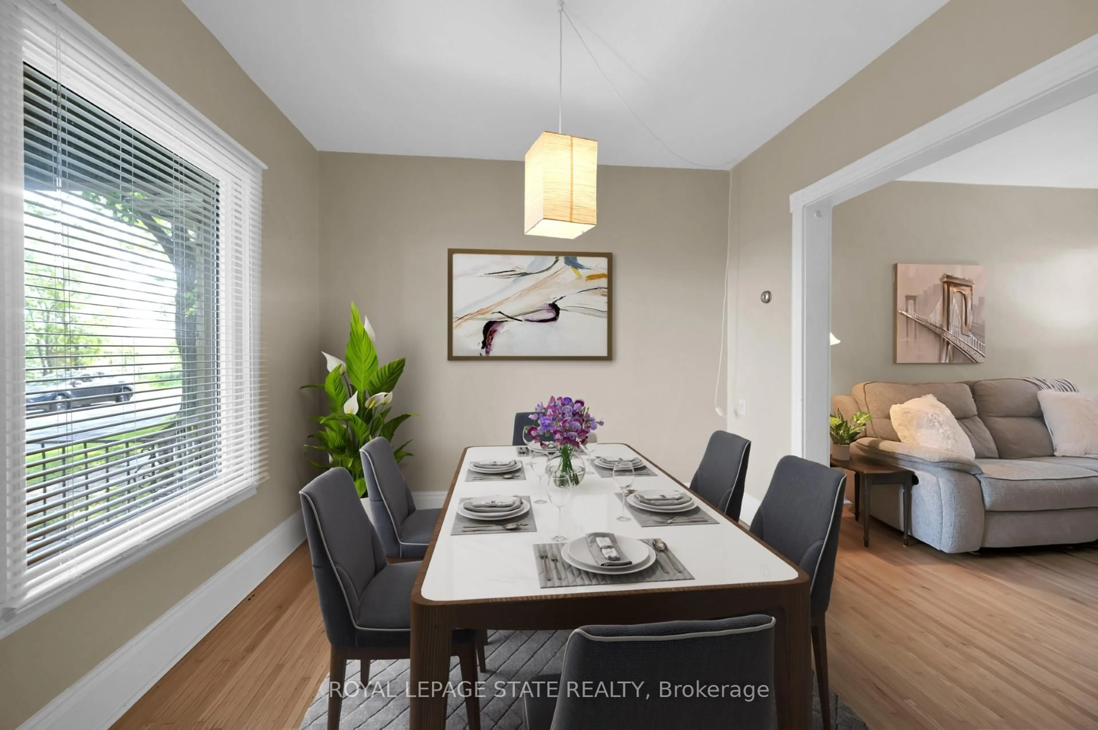 Dining room, unknown for 26 Mars Ave, Hamilton Ontario L8L 3V8