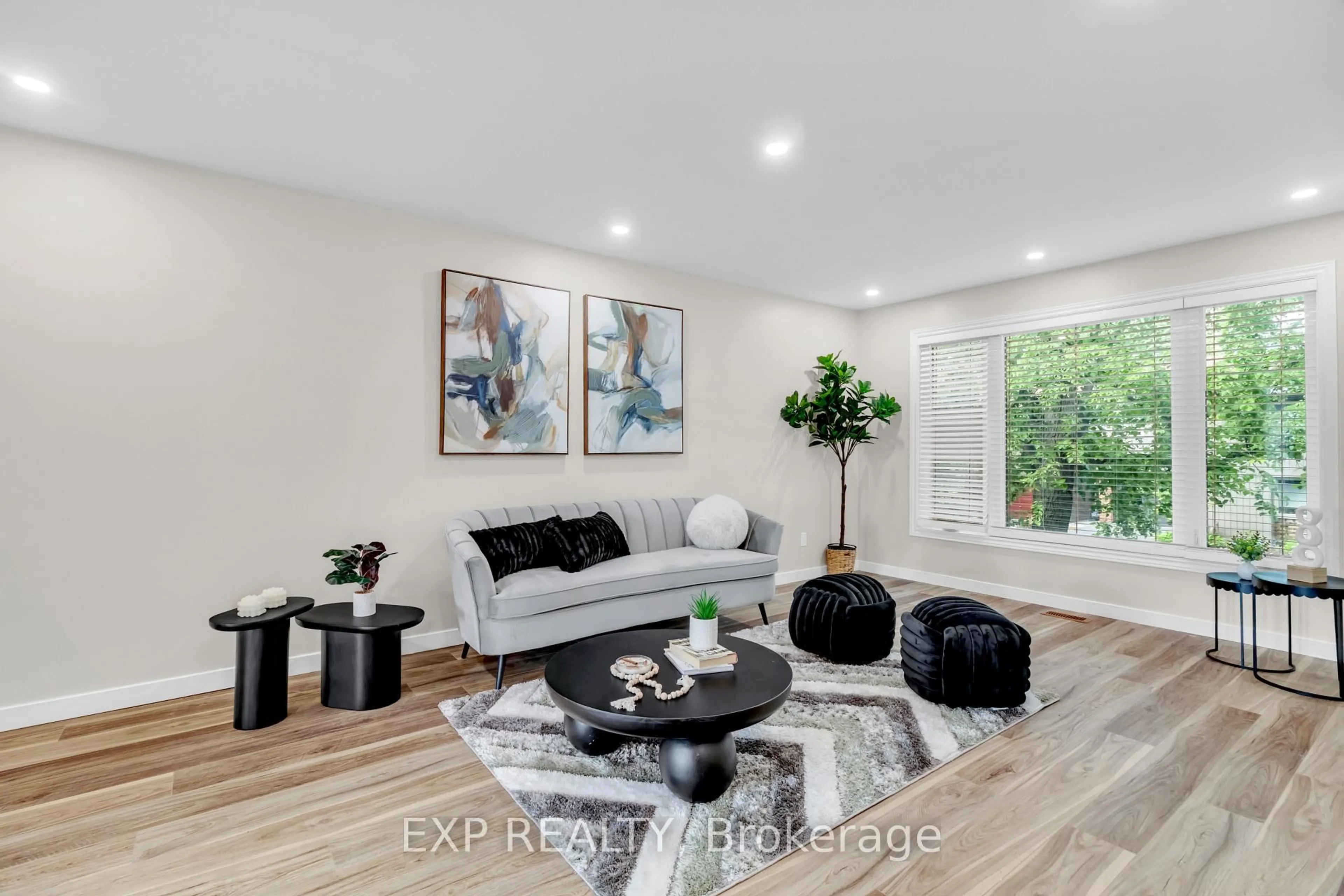 Living room with furniture, unknown for 12 Bayside Private, Ottawa Ontario K1V 9R3