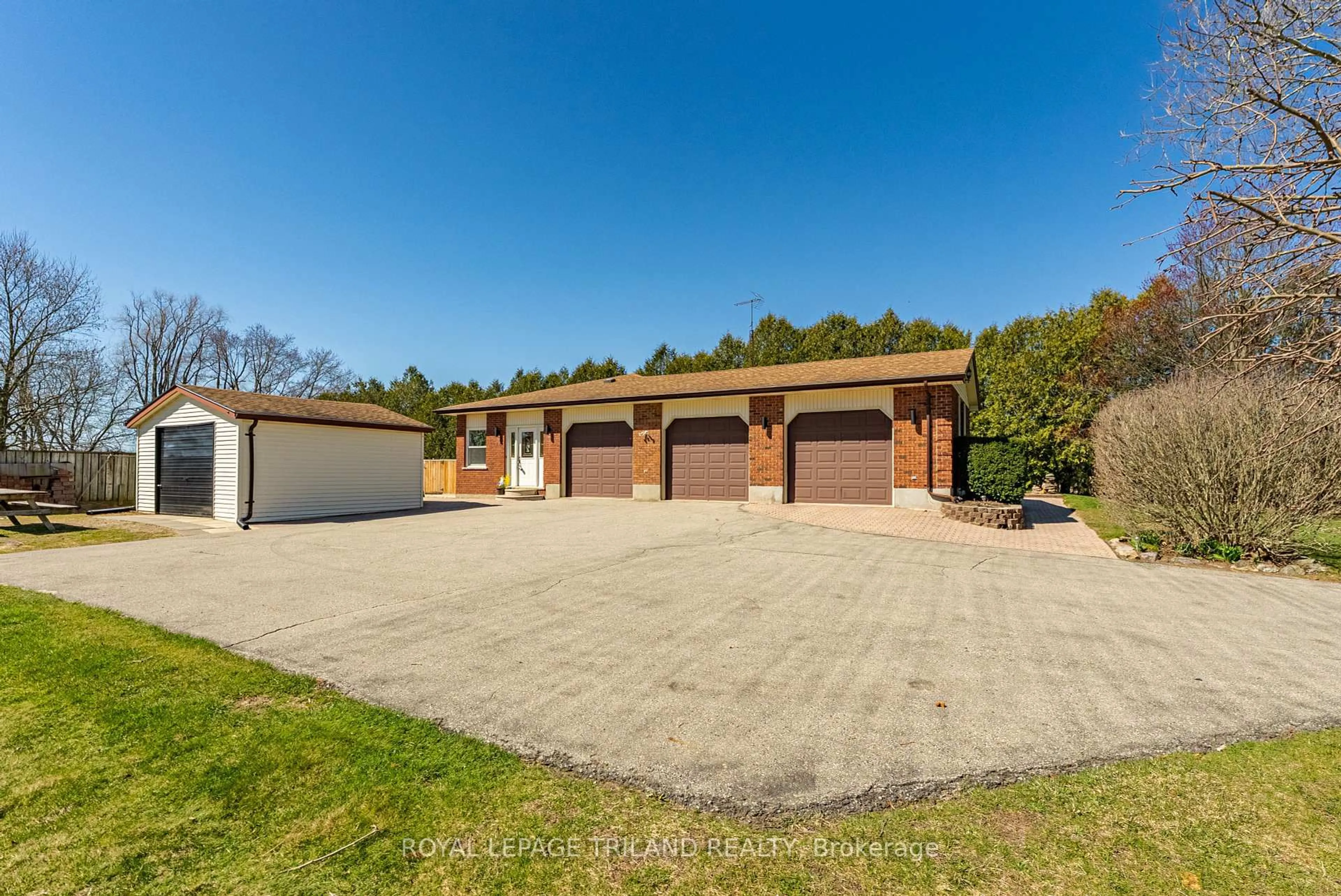 A pic from outside/outdoor area/front of a property/back of a property/a pic from drone, street for 43845 Sparta Line, Central Elgin Ontario N5P 3S8