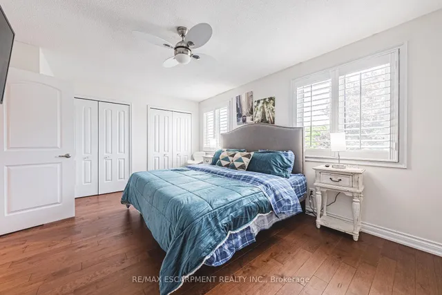 Additional property image - 2 Antoinette Crt