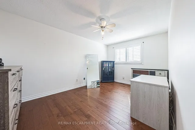 Additional property image - 2 Antoinette Crt