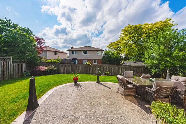Additional property image - 2 Antoinette Crt