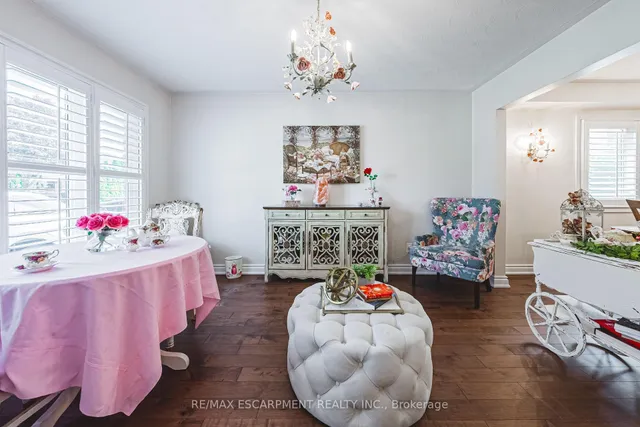 Additional property image - 2 Antoinette Crt