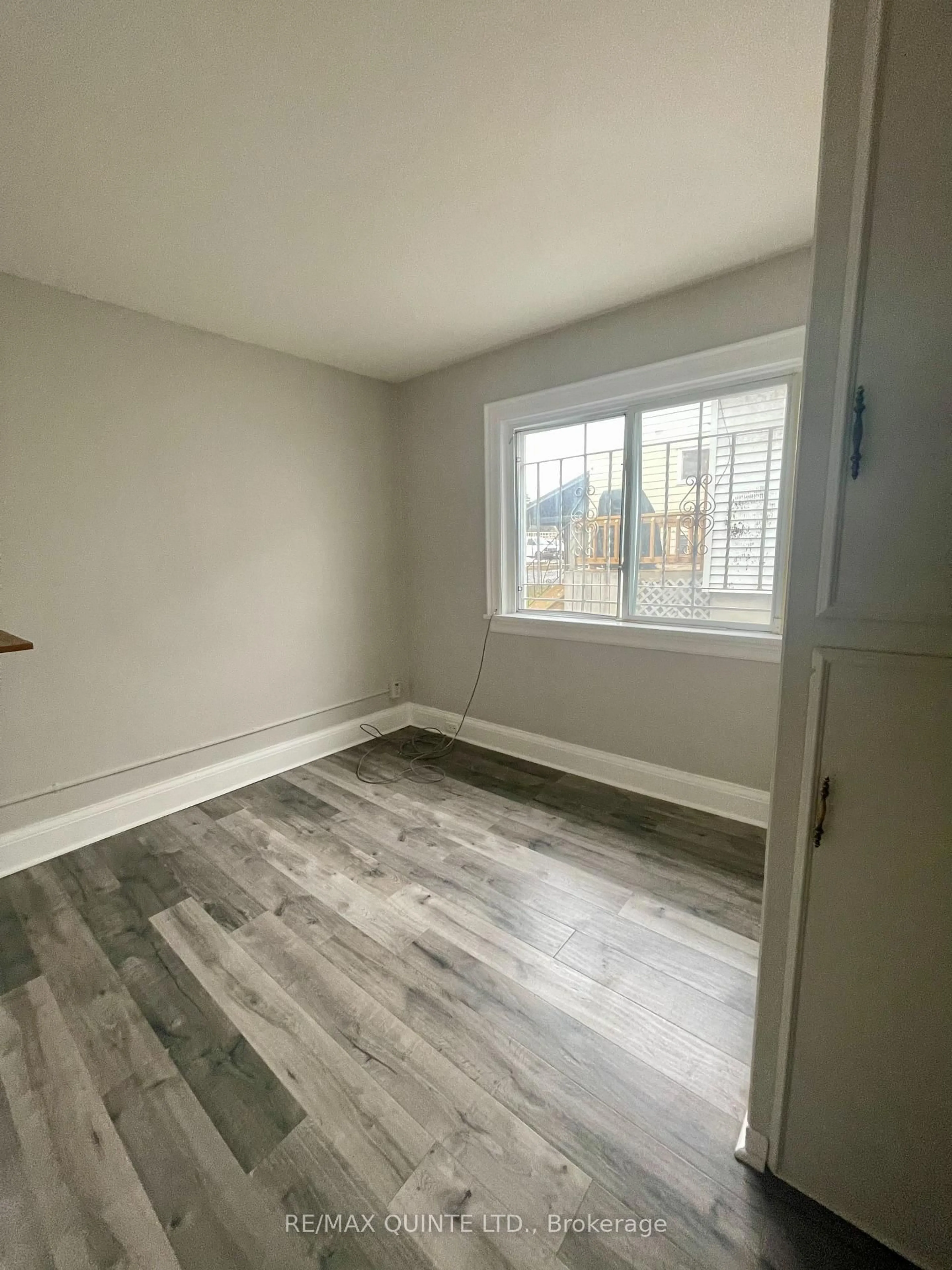 A pic of a room for 322 Coleman St, Belleville Ontario K8P 3J2