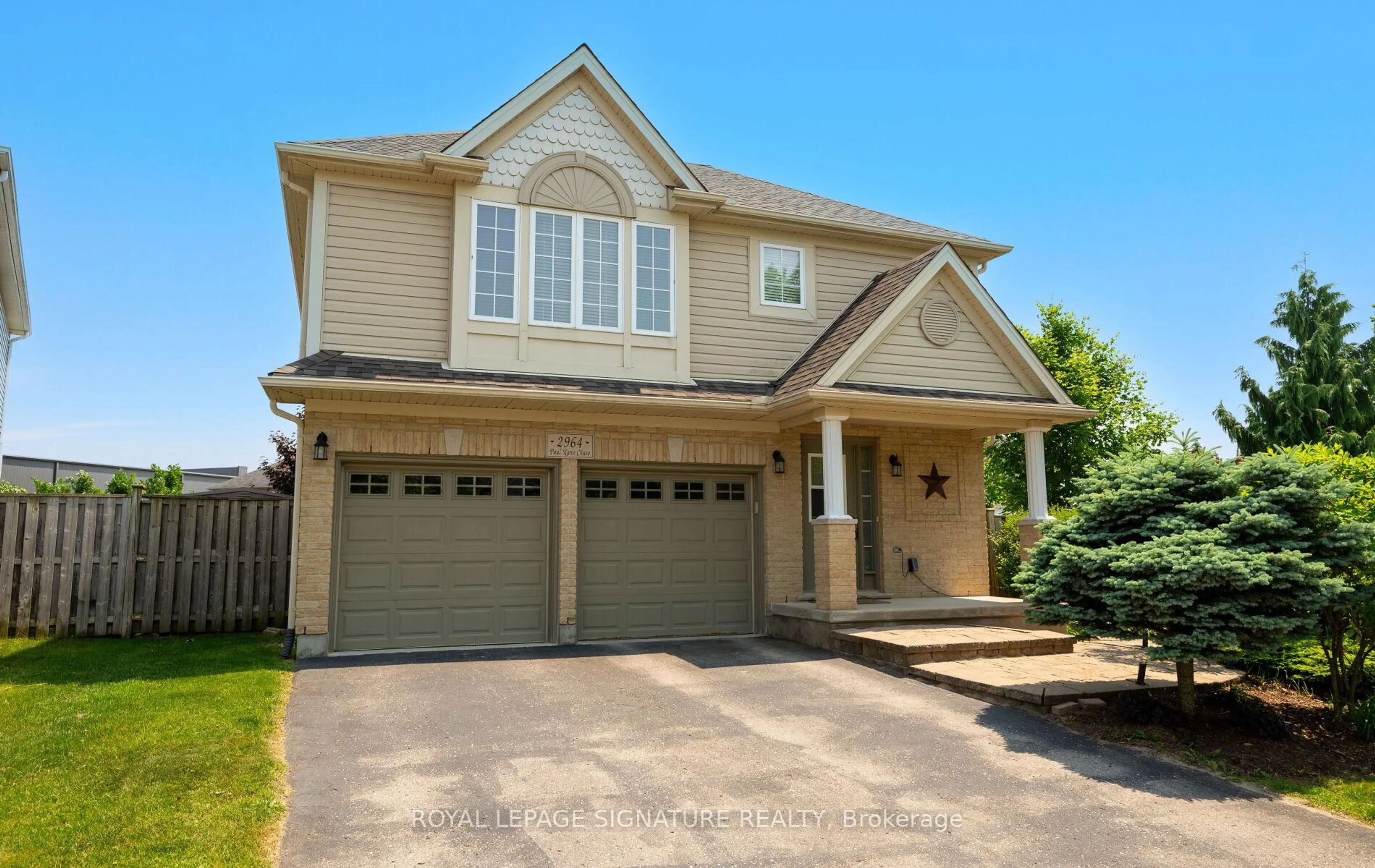 Home with vinyl exterior material, street for 2964 Paulkane Chse, London South Ontario N6L 0A7