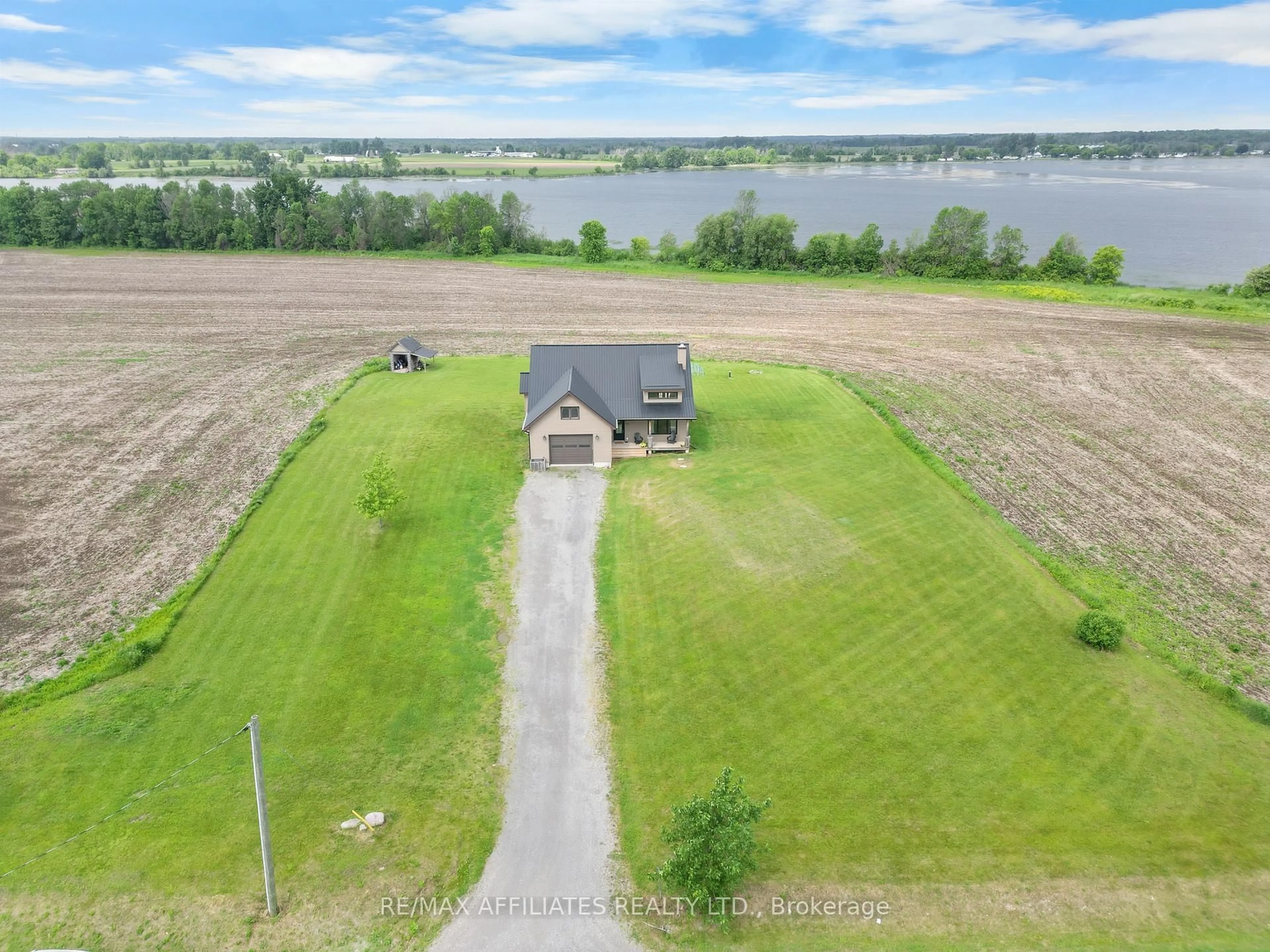A pic from outside/outdoor area/front of a property/back of a property/a pic from drone, water/lake/river/ocean view for 315 Gemmell Rd, Merrickville-Wolford Ontario K0G 1G0
