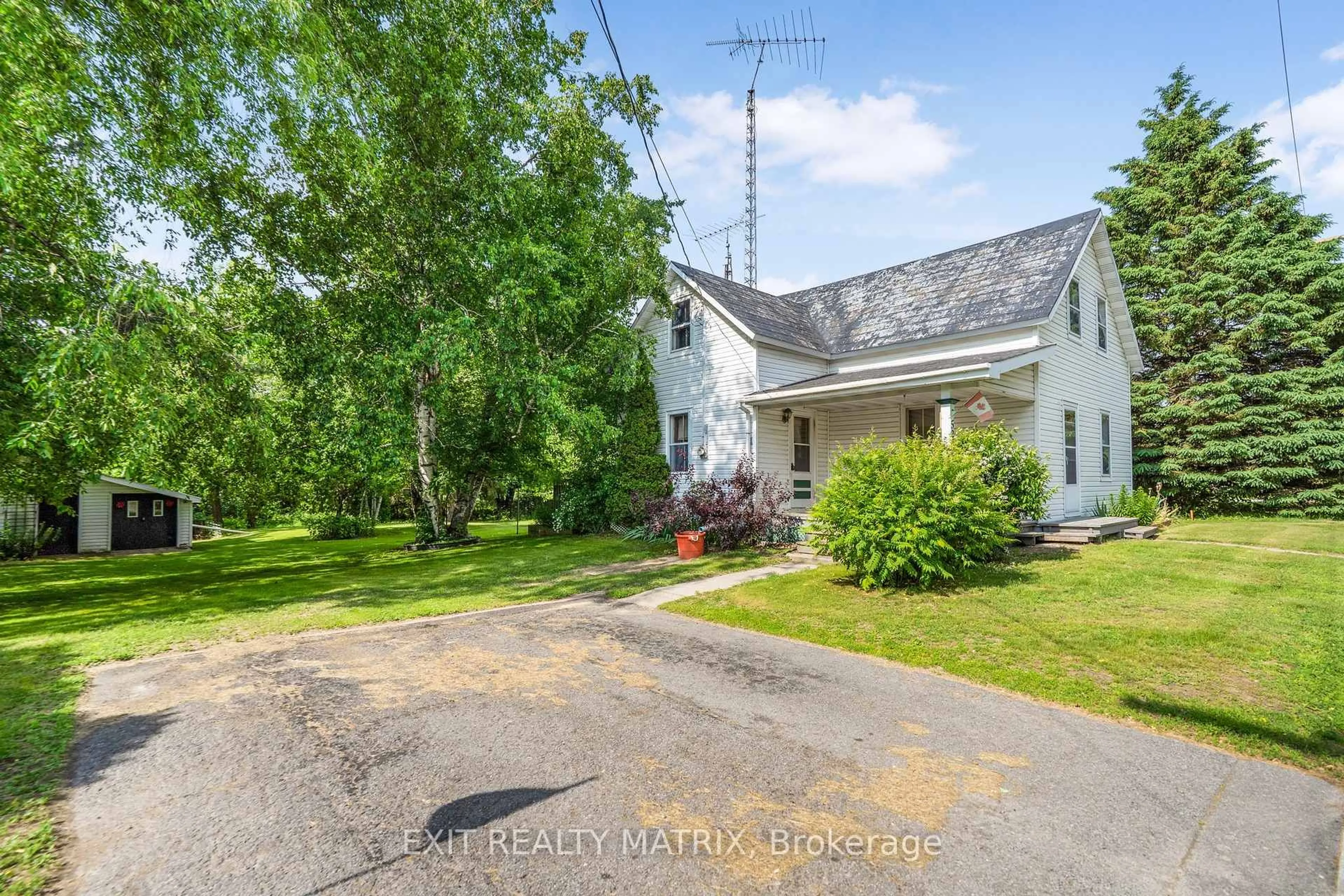 A pic from outside/outdoor area/front of a property/back of a property/a pic from drone, street for 5203 County Rd 10 Rd, The Nation Ontario K0B 1G0