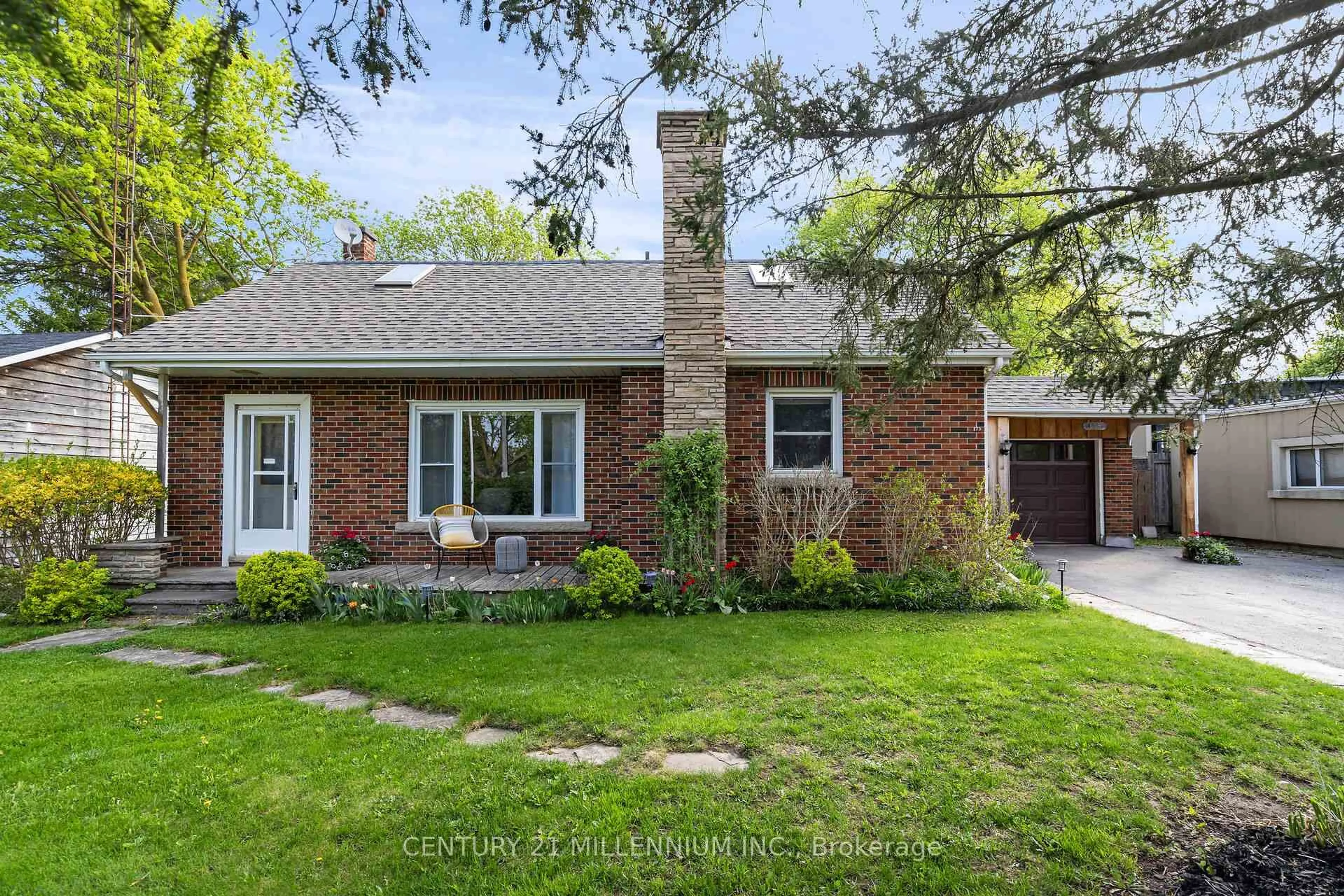 Home with brick exterior material, street for 175 Daniel St, Erin Ontario N0B 1T0