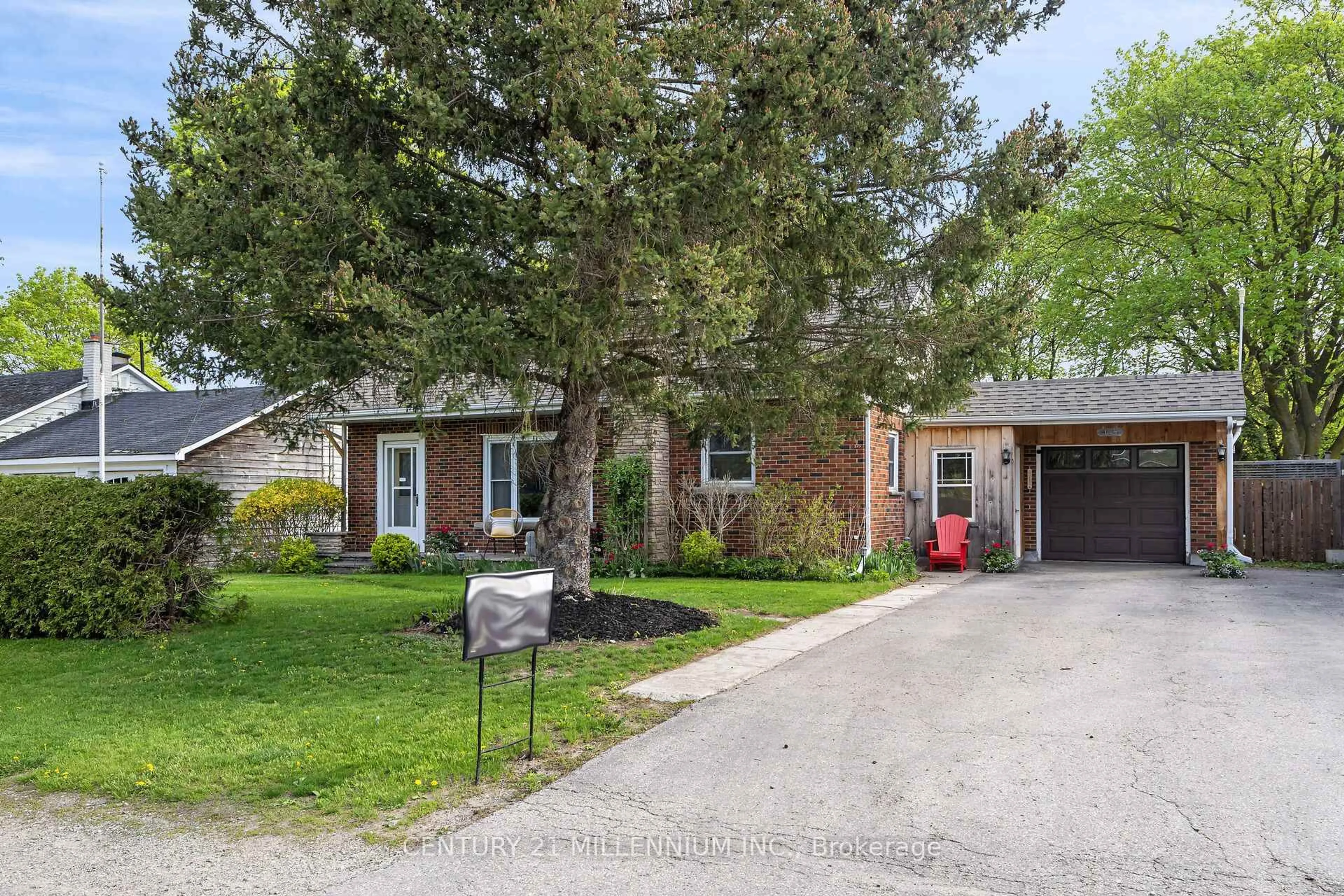 Home with brick exterior material, street for 175 Daniel St, Erin Ontario N0B 1T0