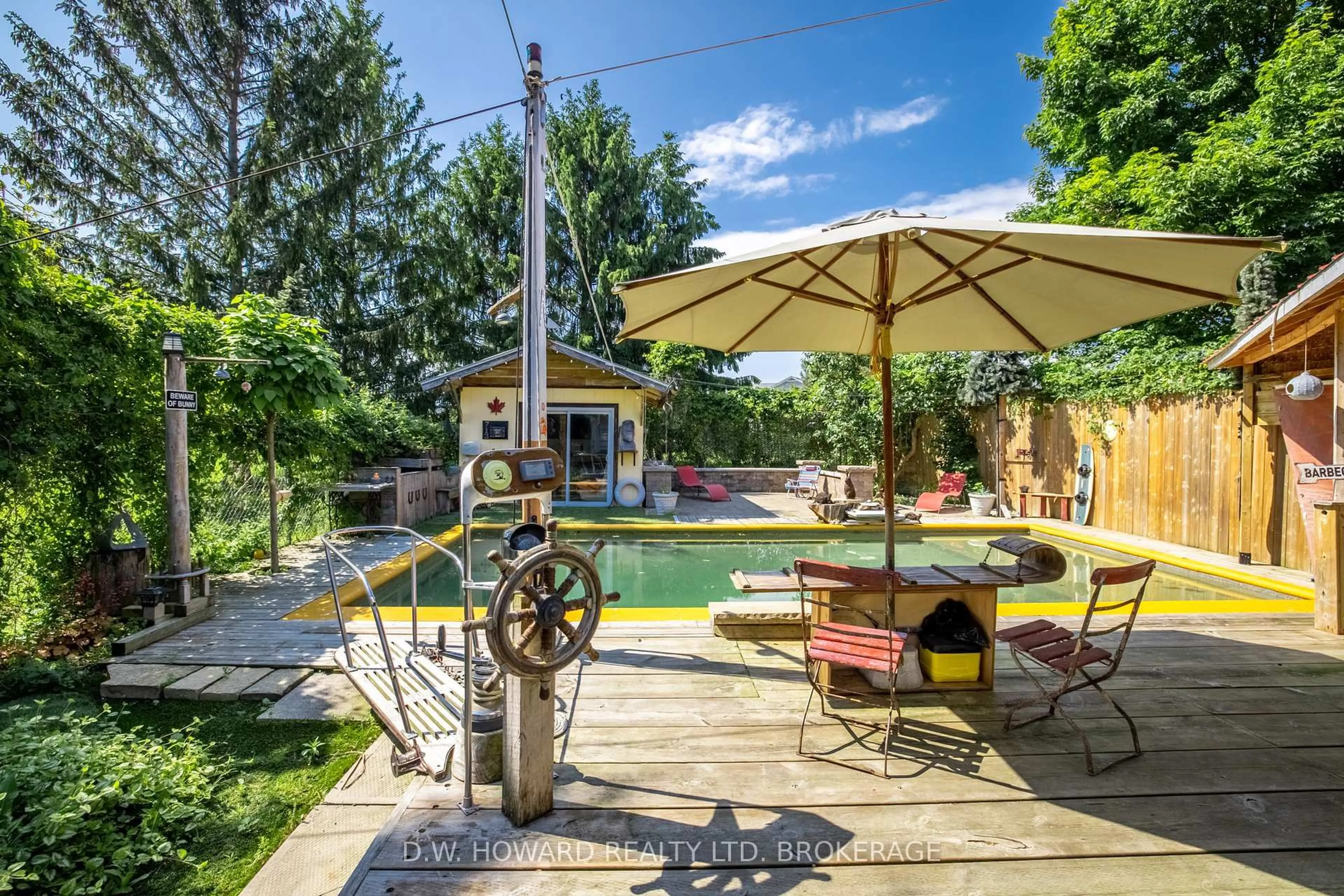 Pool for 3816 Crystal Beach Dr, Fort Erie Ontario L0S 1B0