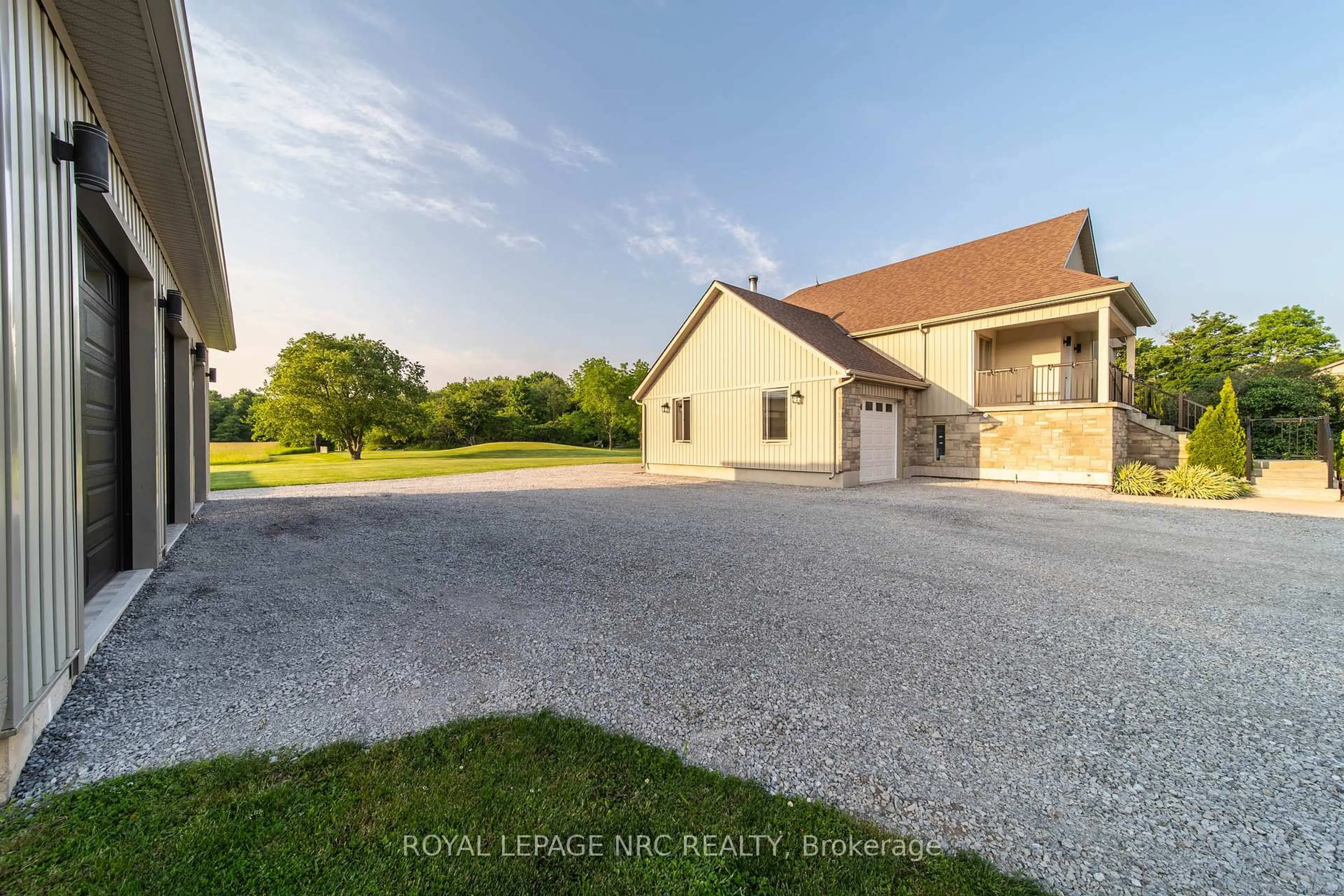 A pic from outside/outdoor area/front of a property/back of a property/a pic from drone, building for 2876 Highway 3, Port Colborne Ontario L3K 5V3