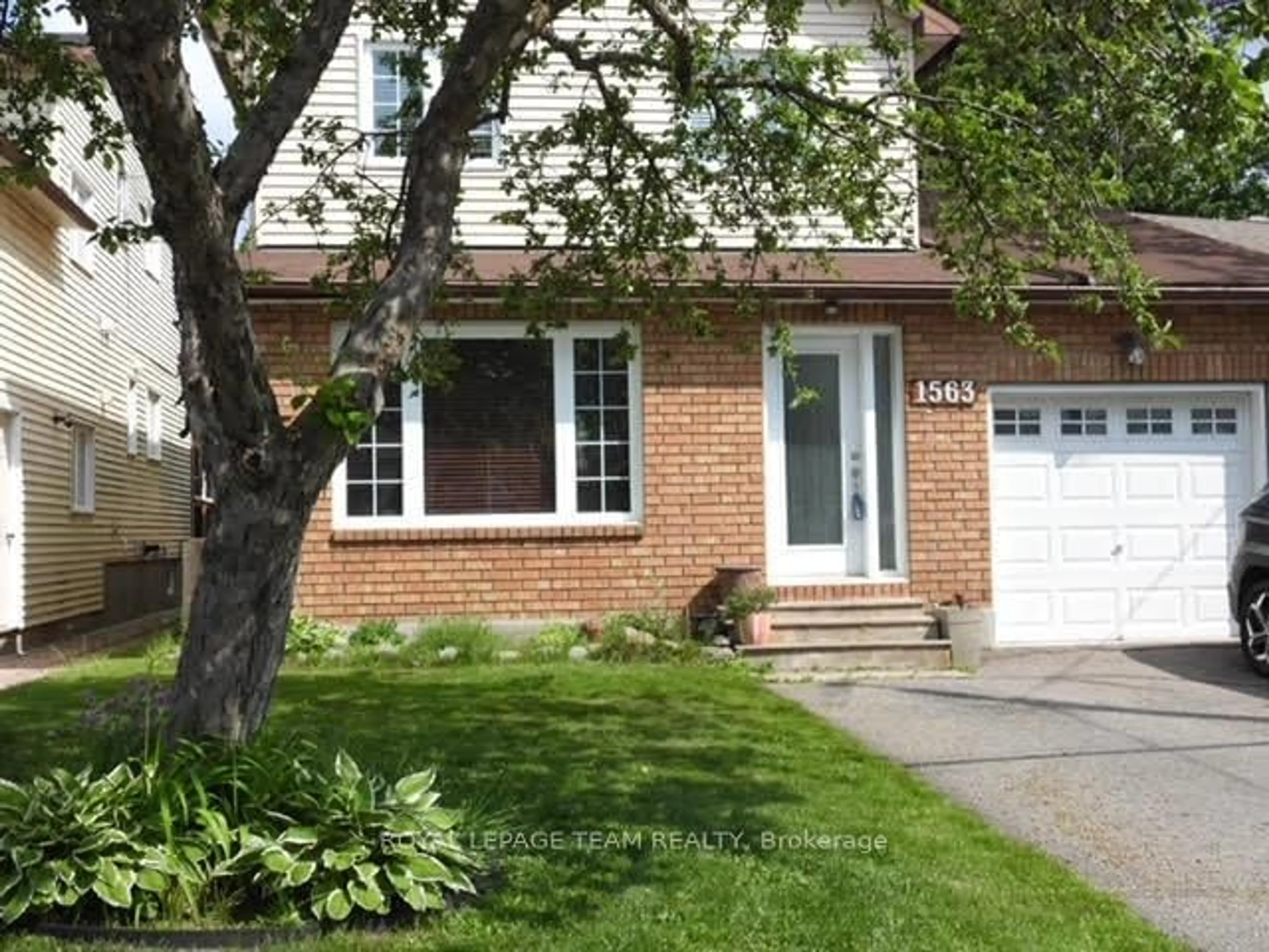 Unknown for 1563 Goth Ave, Ottawa Ontario K1T 1E3