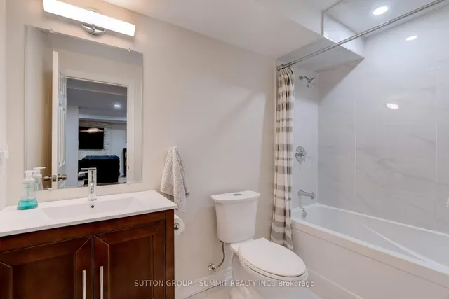 Additional property image - 441 Stonehenge Dr Unit 27