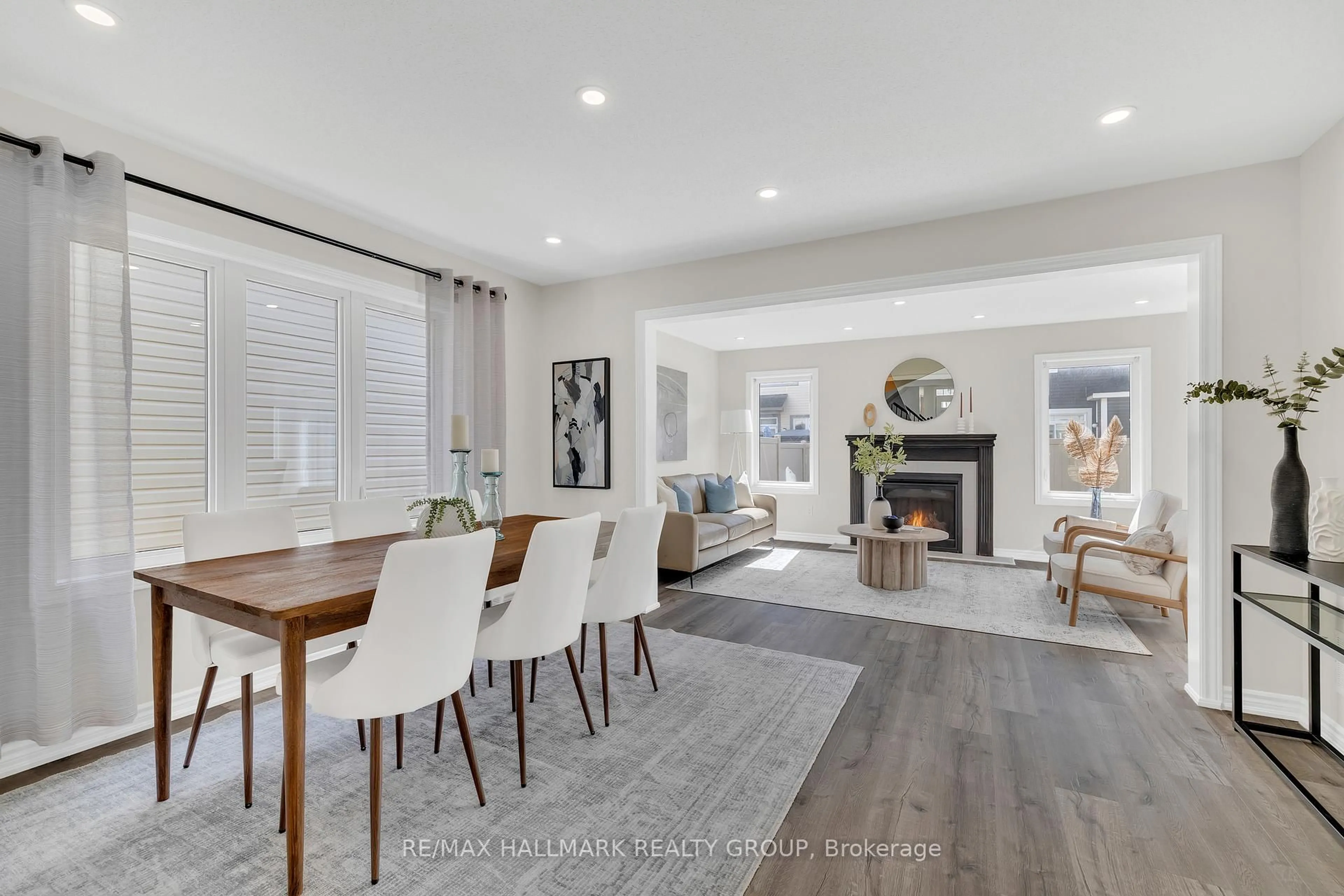 Dining room, unknown for 130 Cranesbill Rd, Ottawa Ontario K2V 0J5
