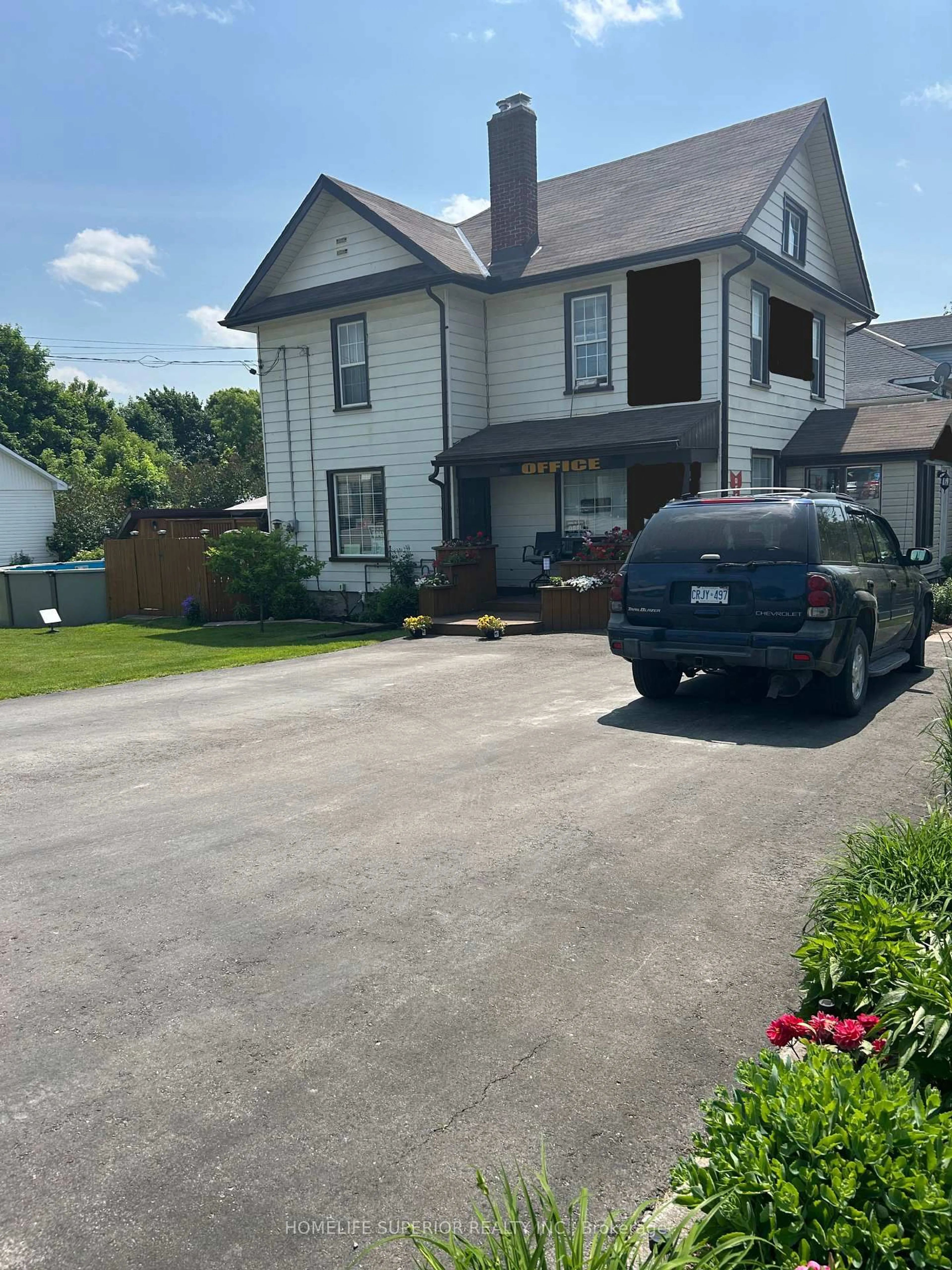 A pic from outside/outdoor area/front of a property/back of a property/a pic from drone, street for 34 Matthew St, Limoges Ontario K0K 2M0