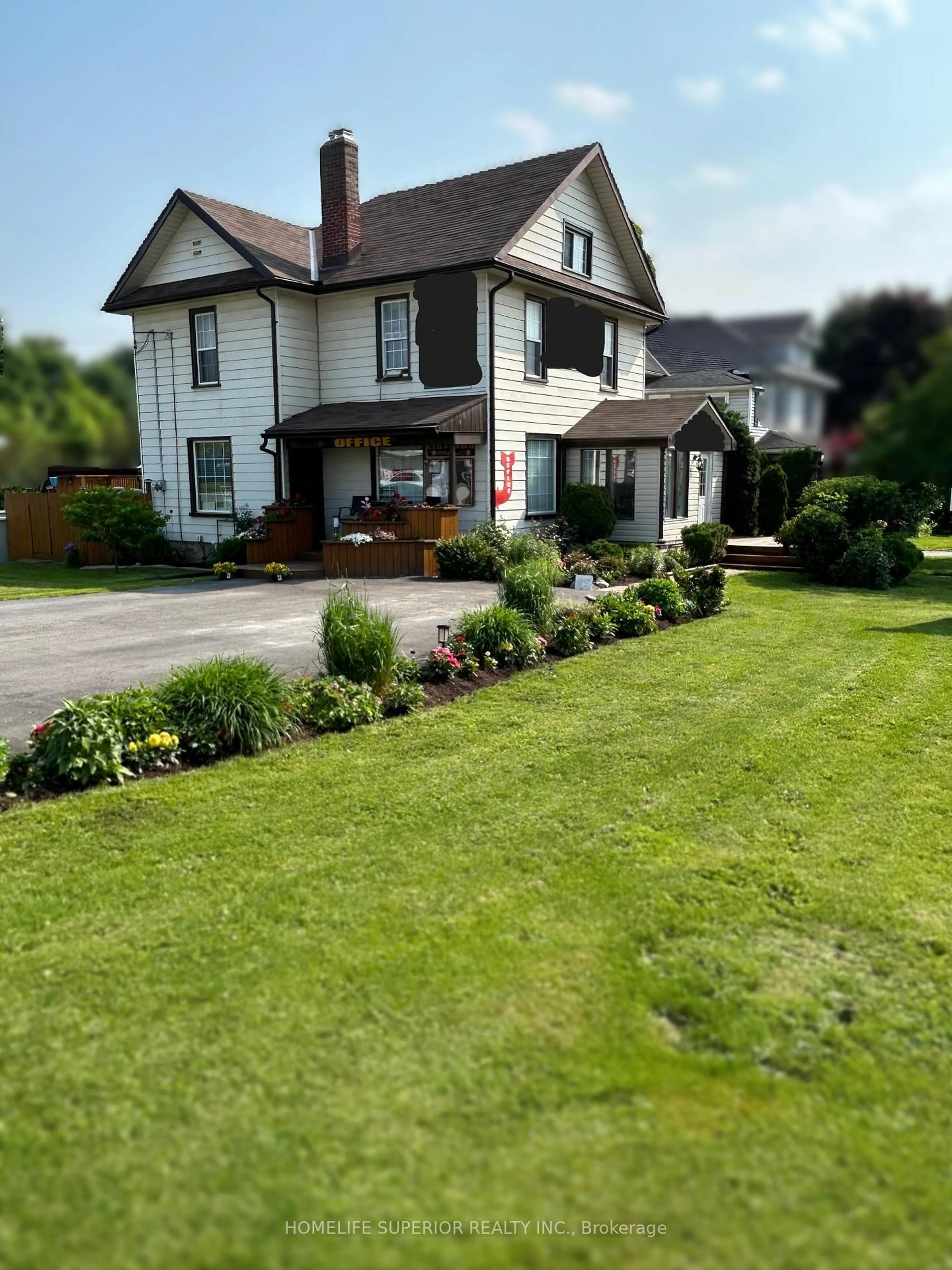 A pic from outside/outdoor area/front of a property/back of a property/a pic from drone, street for 34 Matthew St, Limoges Ontario K0K 2M0