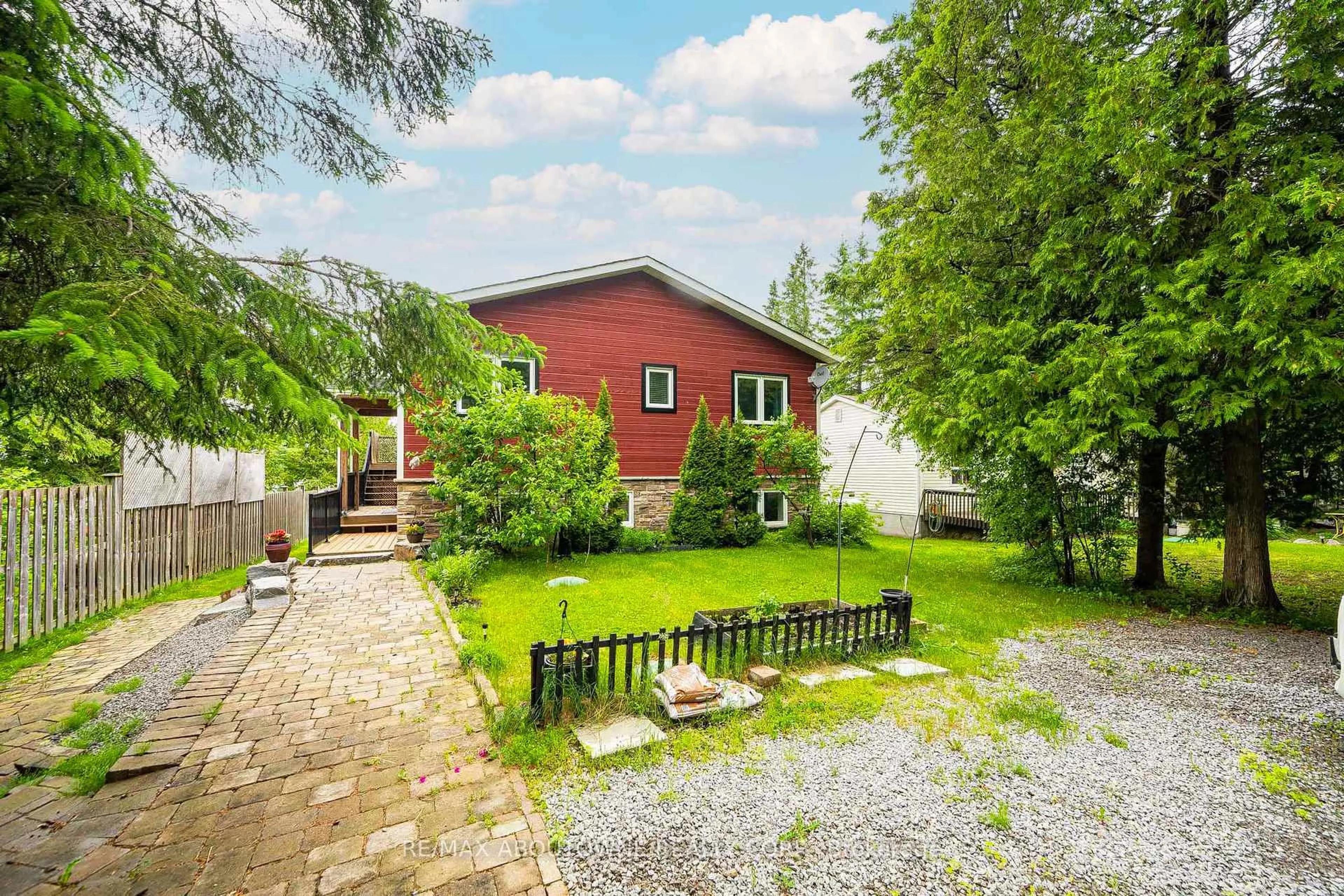 A pic from outside/outdoor area/front of a property/back of a property/a pic from drone, street for 87 Paradise Rd, Kawartha Lakes Ontario K0M 1B0