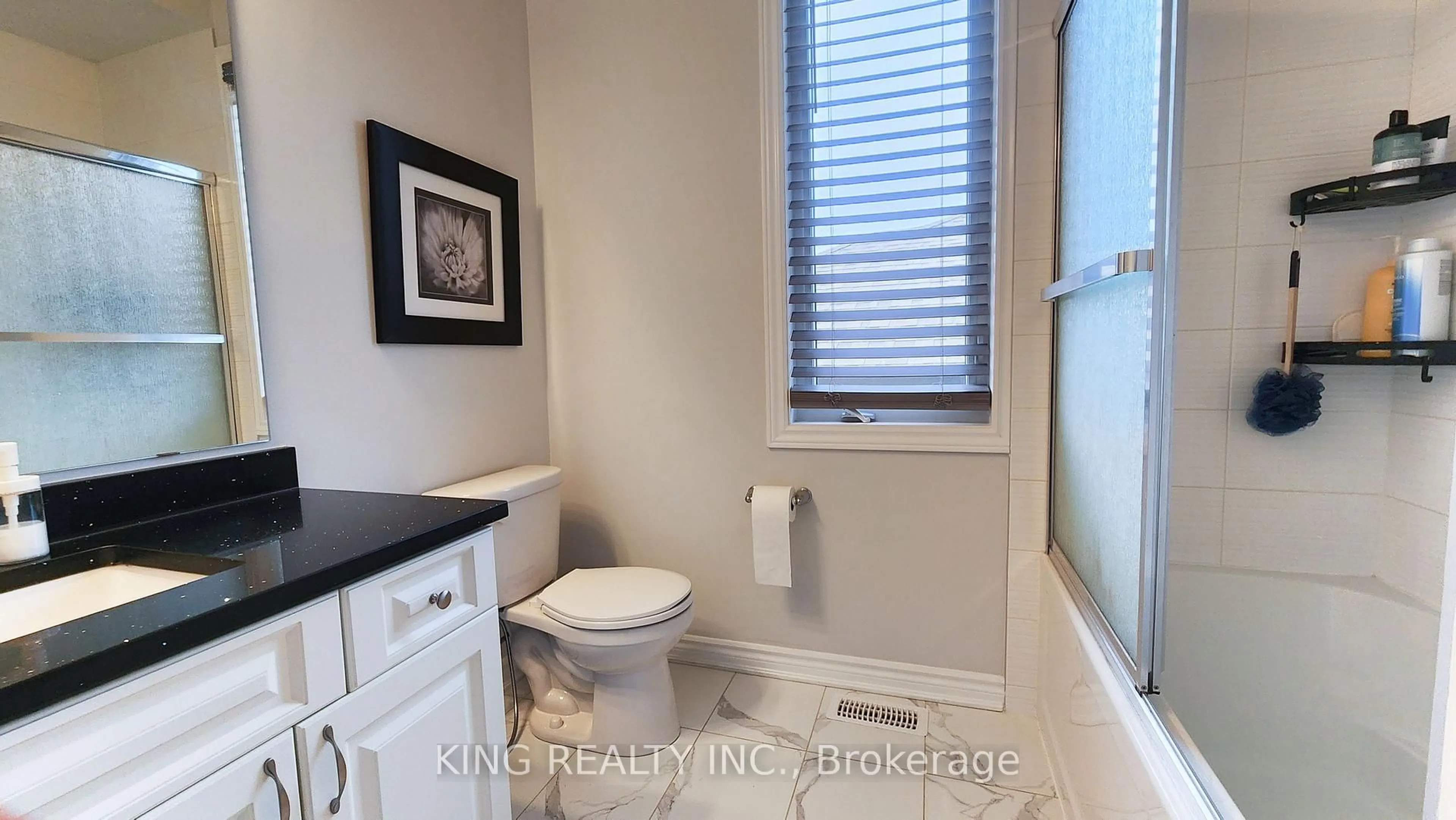 Standard bathroom, ceramic/tile floor for 68 BALDCYPRESS Way, Ottawa Ontario K2V 0N6