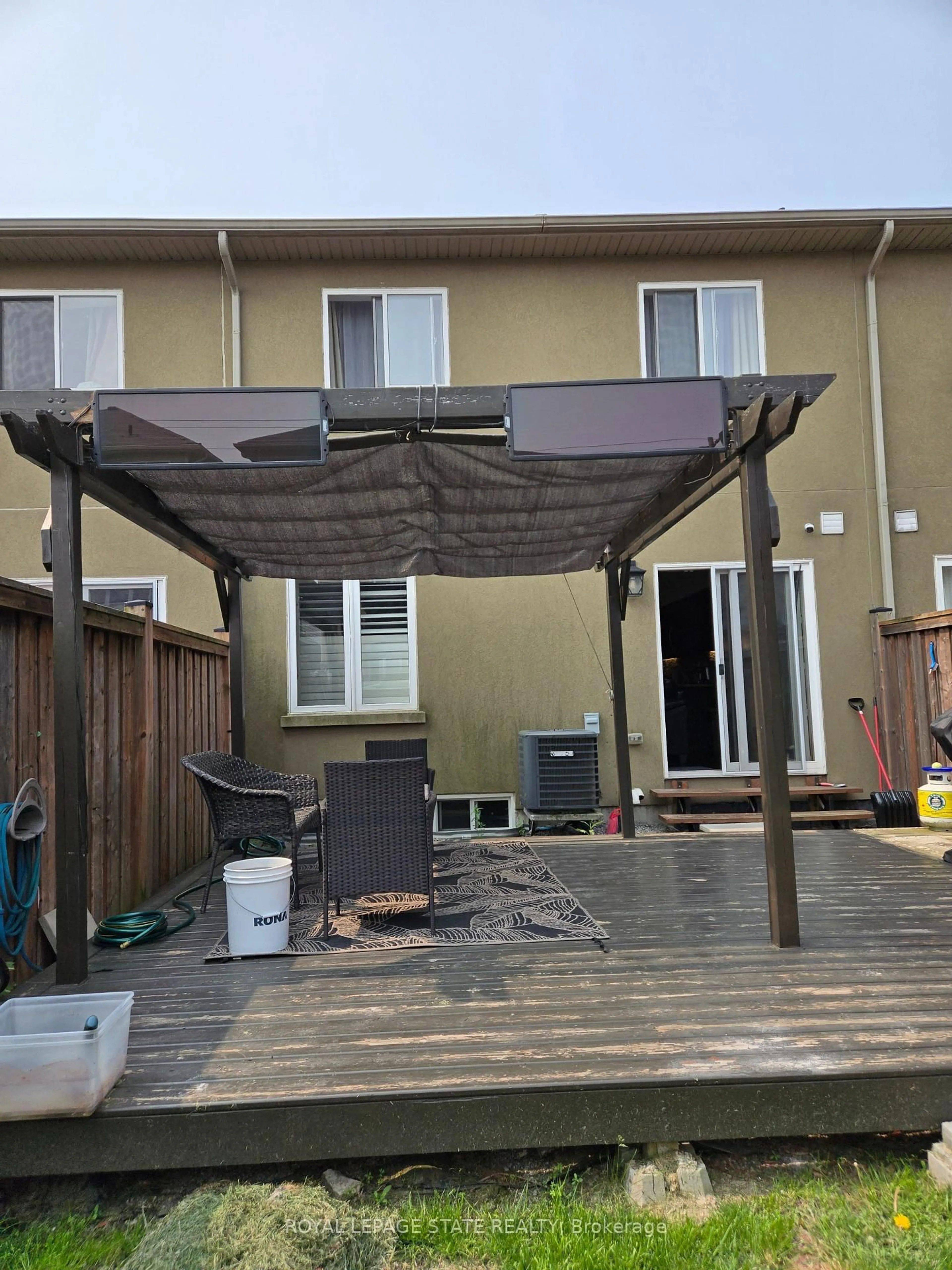 Patio, street for 27 Waterbridge St, Hamilton Ontario L8J 0E3