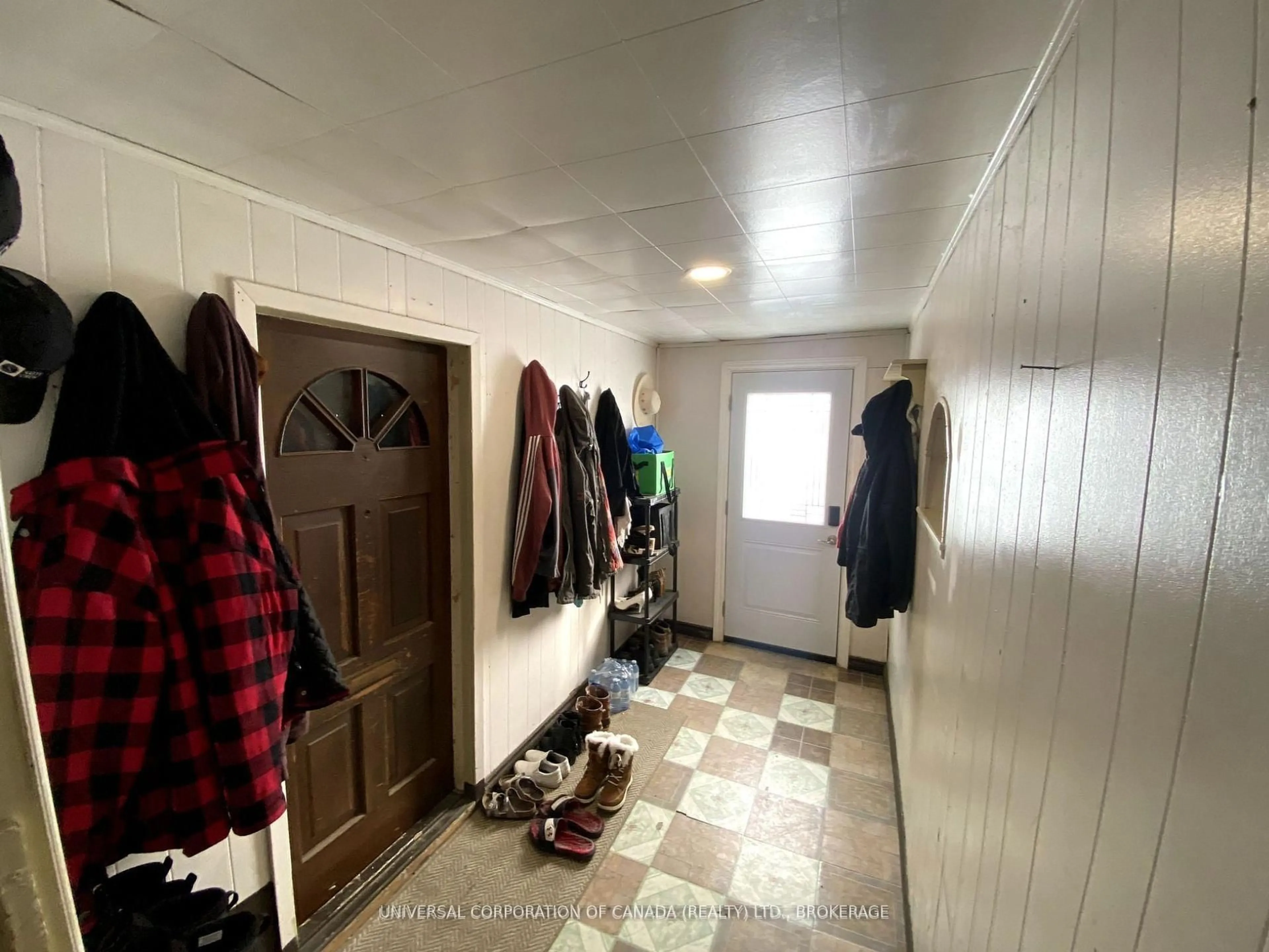 A pic of a room for 279 Sydenham St, Aylmer Ontario N5H 1M3