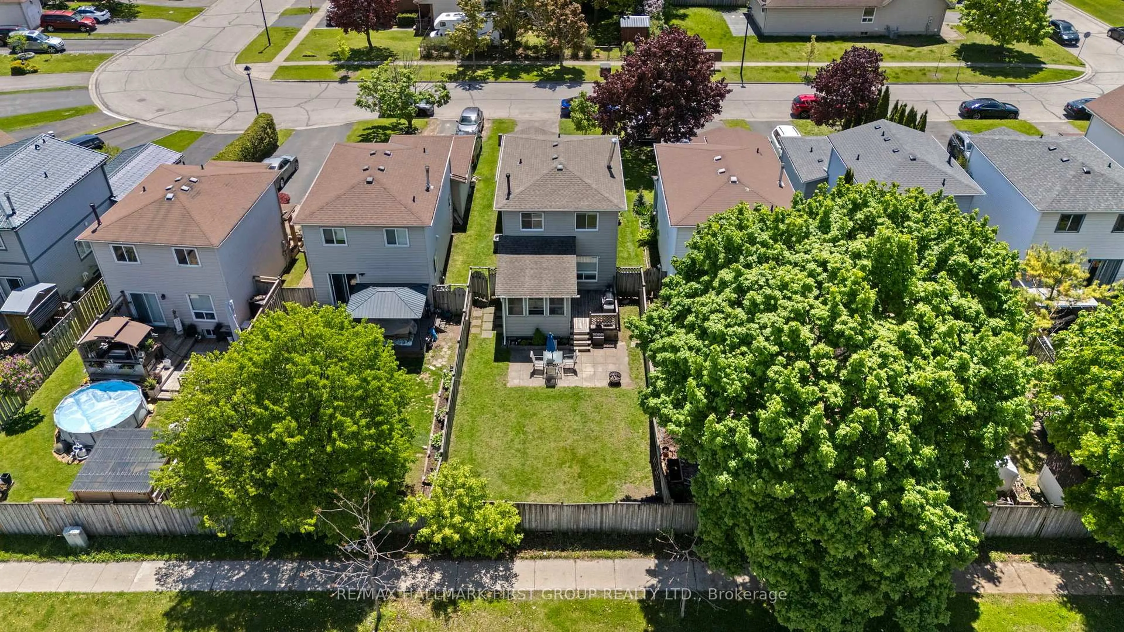 A pic from outside/outdoor area/front of a property/back of a property/a pic from drone, street for 938 Fairbanks Rd, Cobourg Ontario K9A 5H1