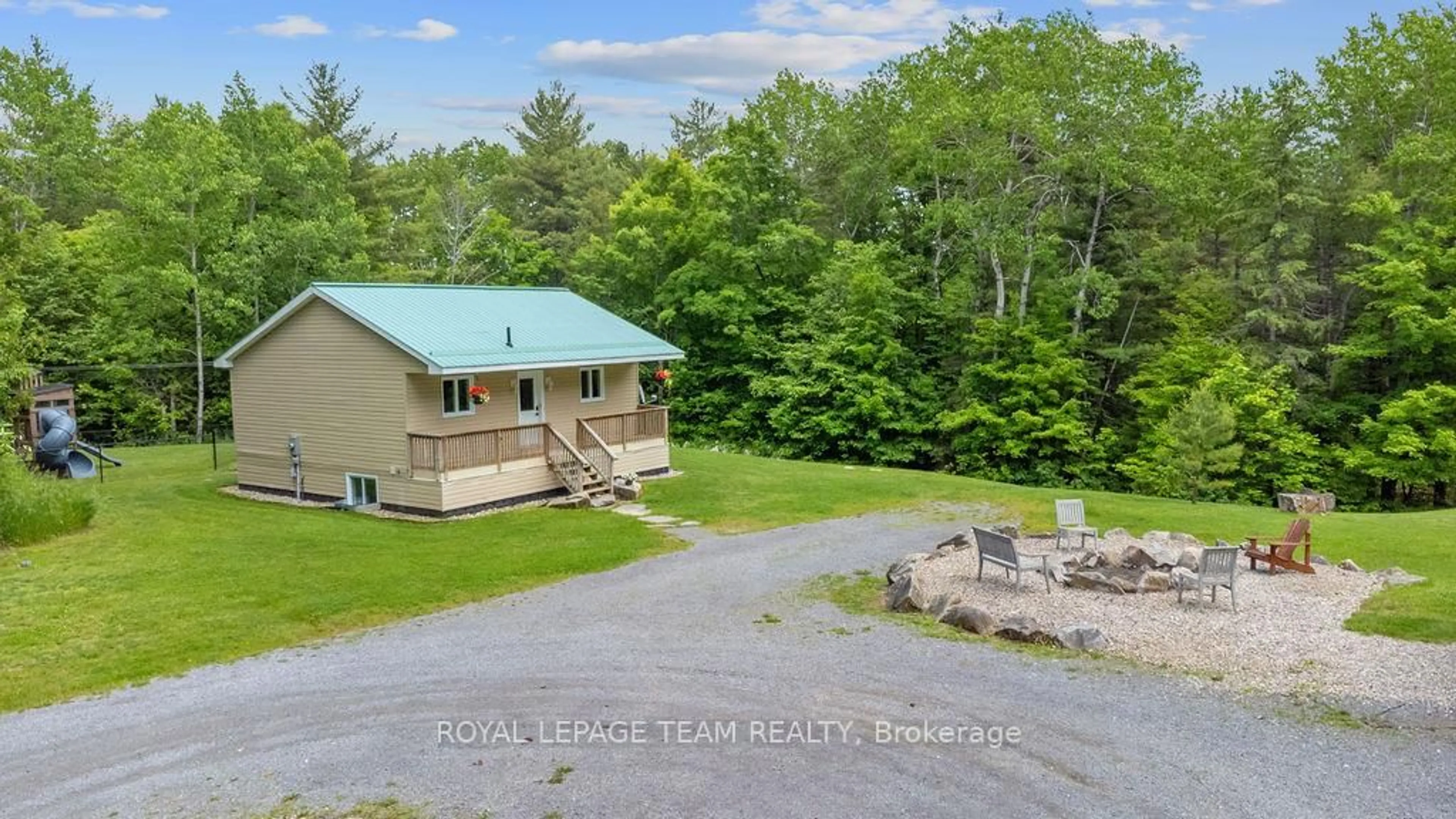 A pic from outside/outdoor area/front of a property/back of a property/a pic from drone, water/lake/river/ocean view for 2442 White Lake Rd, Arnprior Ontario K7S 3G9