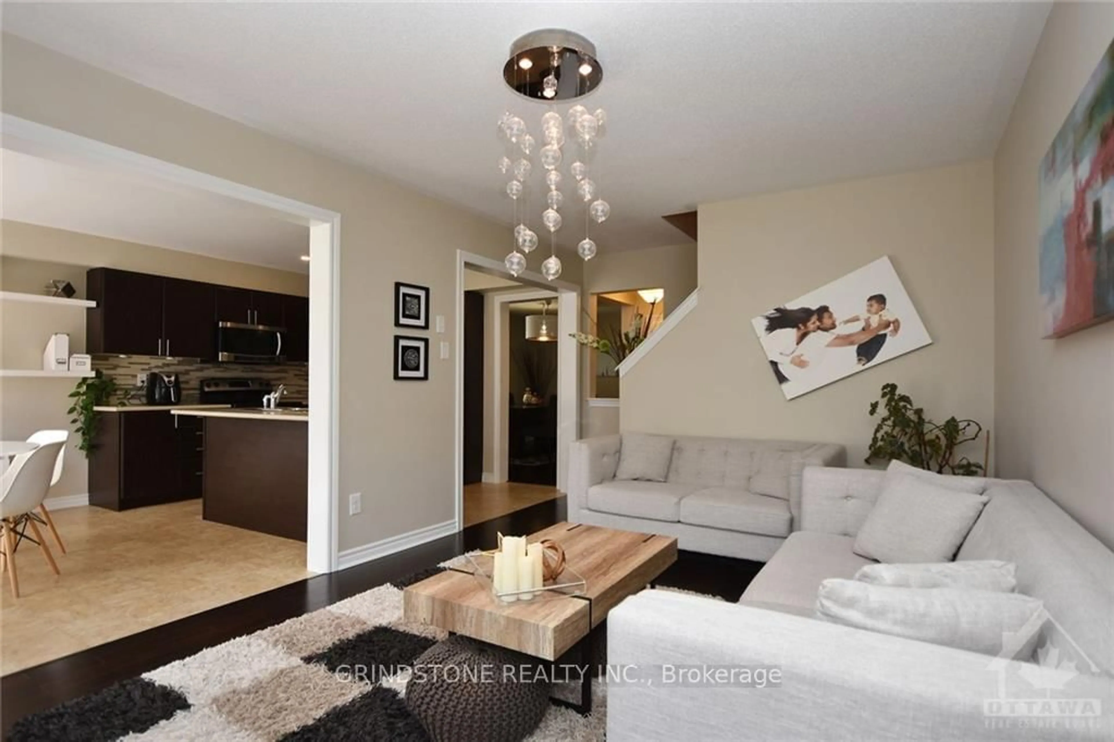 Living room with furniture, unknown for 2414 NUTGROVE Ave, Ottawa Ontario K2J 0W9