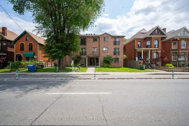 Additional property image - 28 Victoria Ave Unit 102