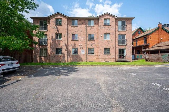 Additional property image - 28 Victoria Ave Unit 102