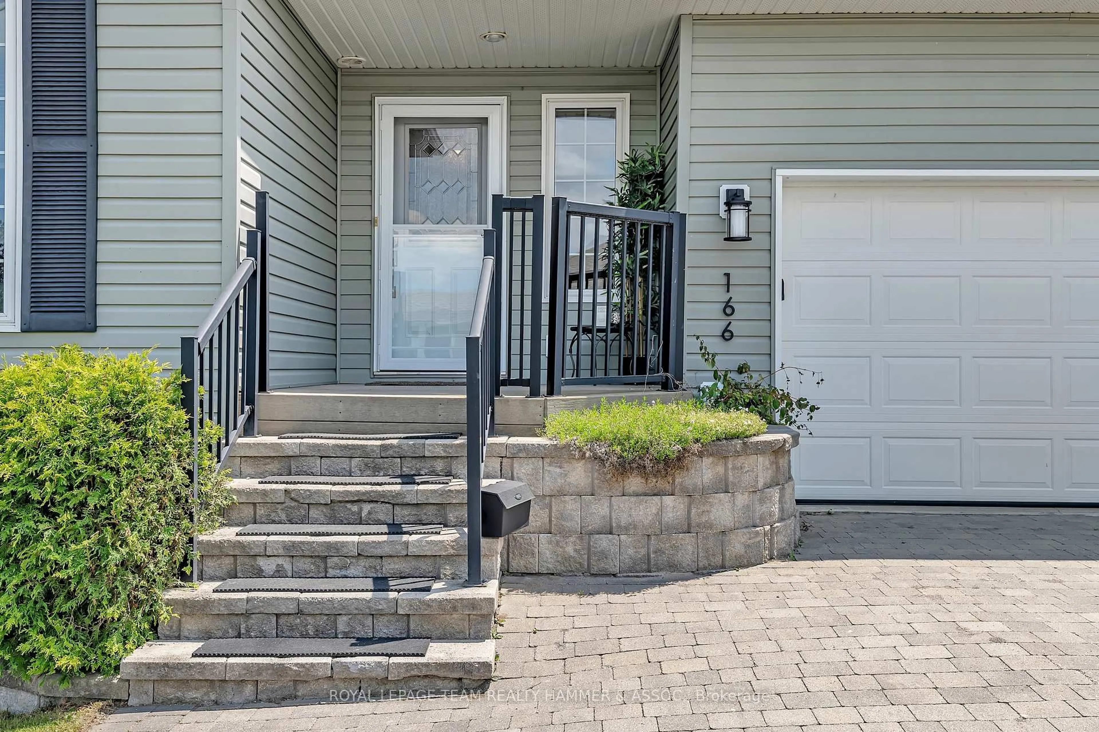 Unknown for 166 Haramis Dr, Renfrew Ontario K7V 4M8