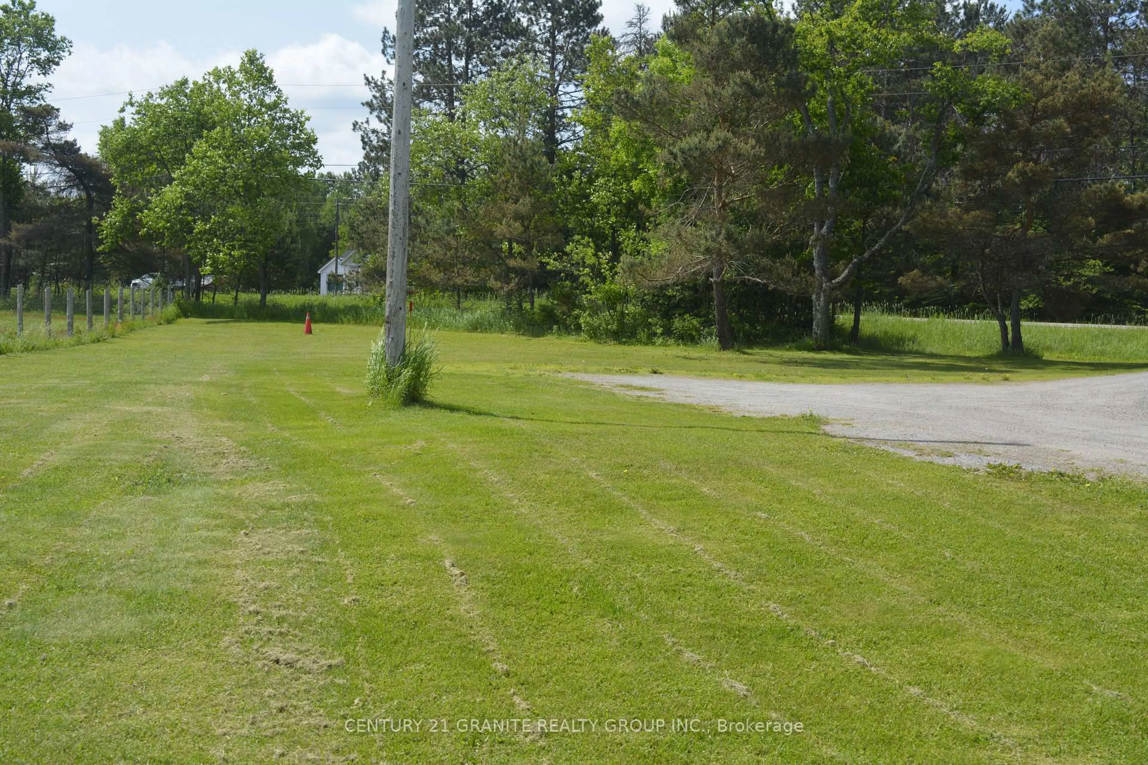 A pic from outside/outdoor area/front of a property/back of a property/a pic from drone, forest/trees view for 671 Hastings St, Bancroft Ontario K0L 1C0