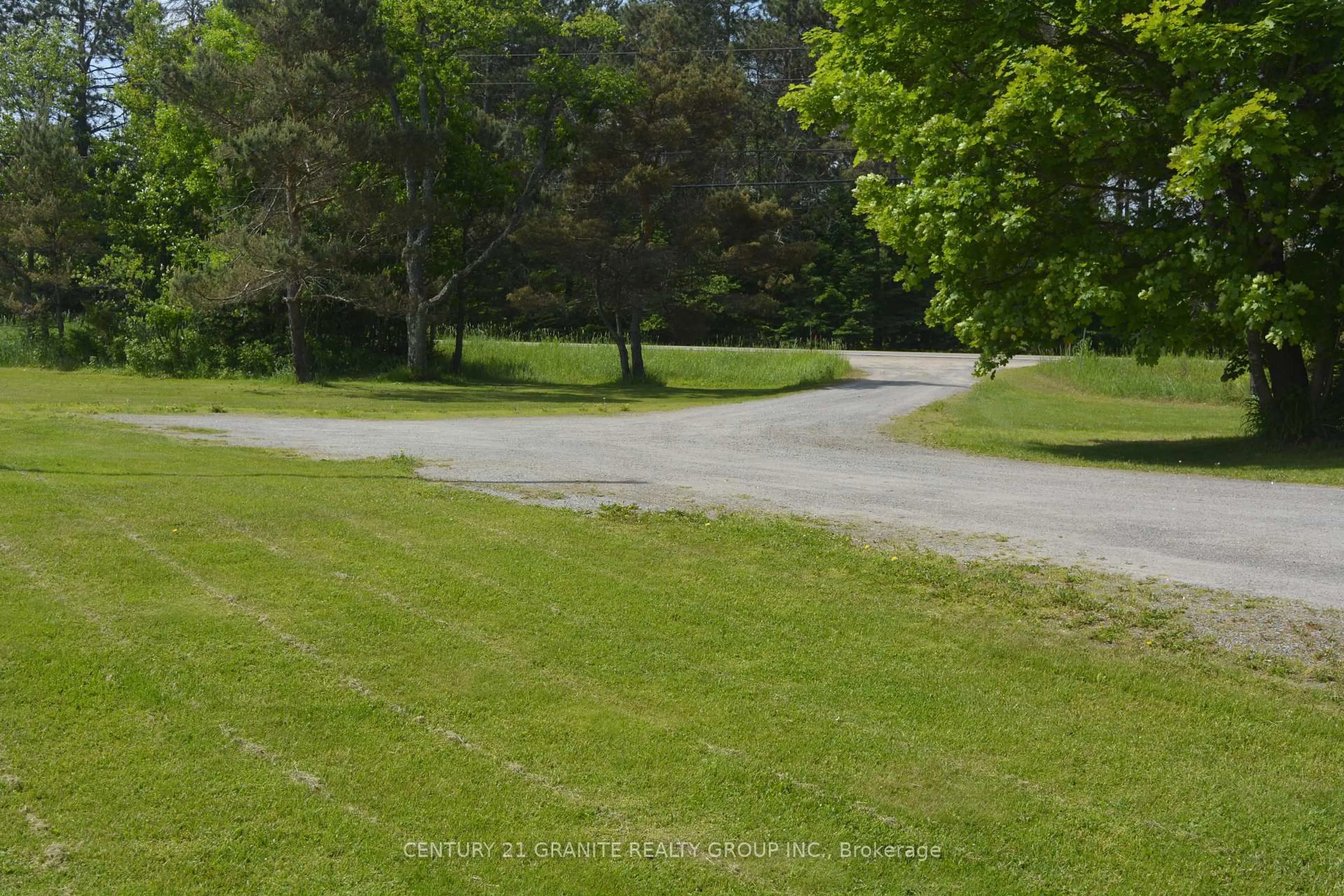 A pic from outside/outdoor area/front of a property/back of a property/a pic from drone, unknown for 671 Hastings St, Bancroft Ontario K0L 1C0
