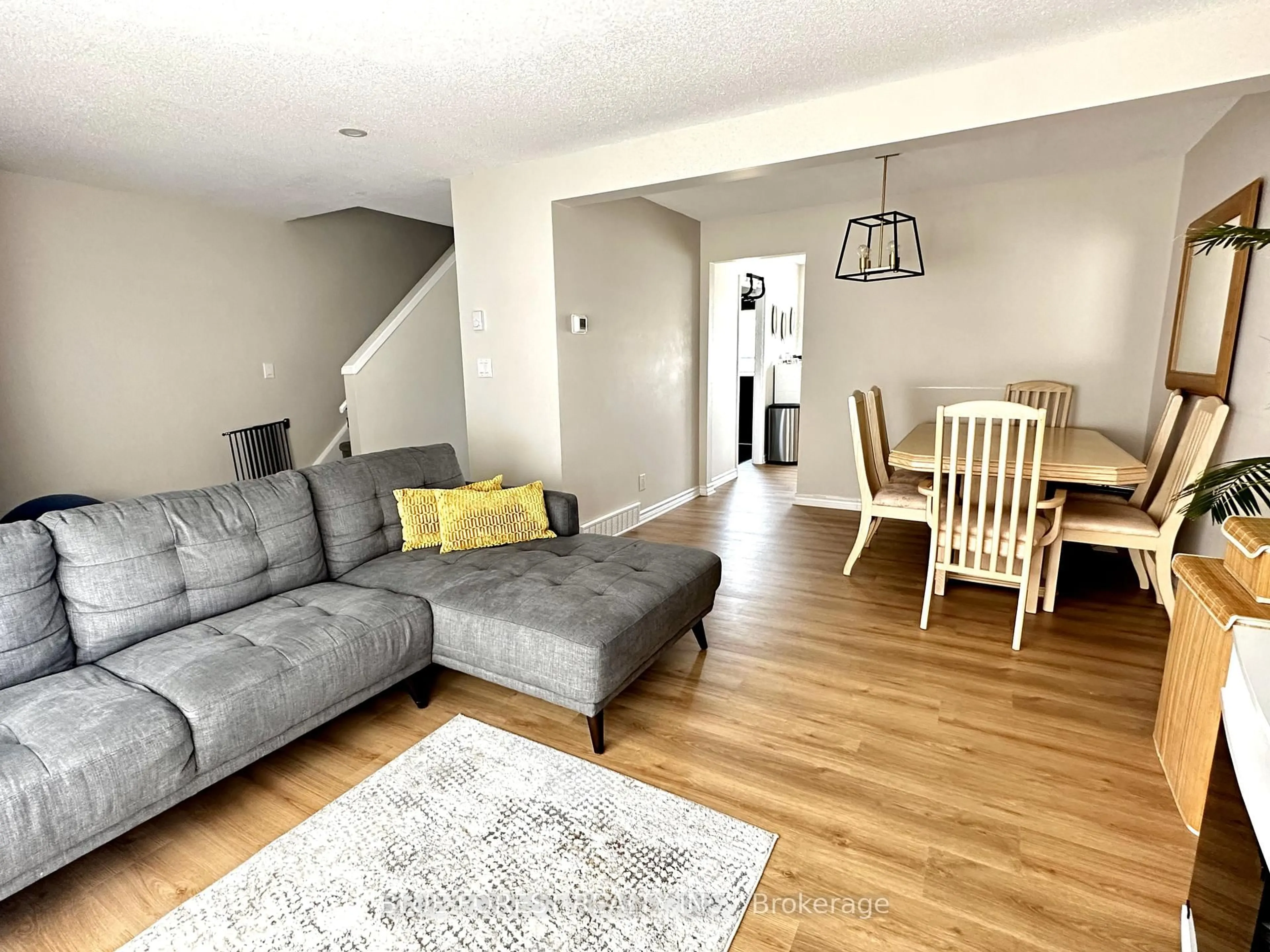 Living room with furniture, unknown for 355 Sandringham Cres #19, London South Ontario N6C 5K3