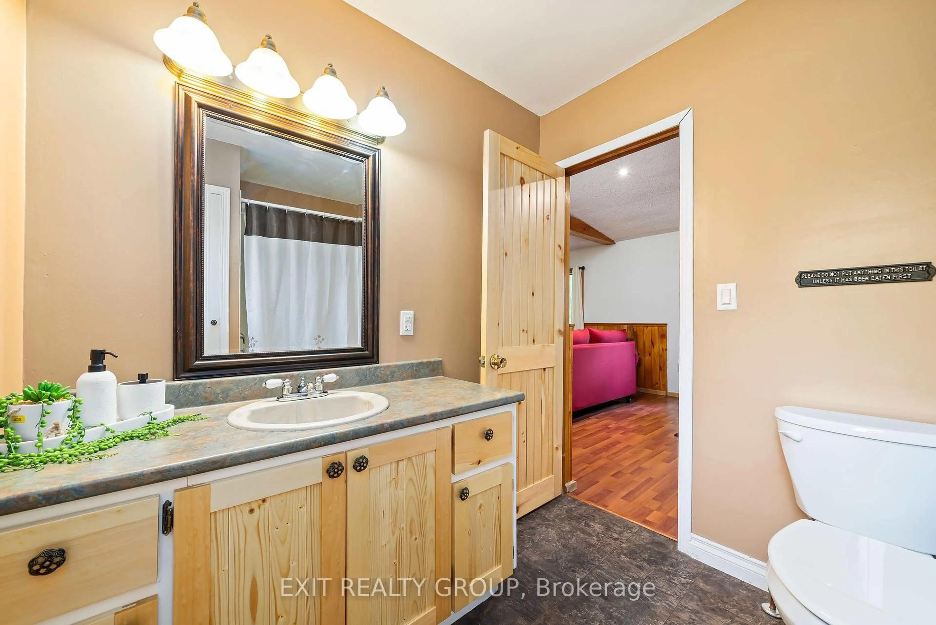 Standard bathroom, unknown for 168 Trillium Lane, Tweed Ontario K0K 3J0