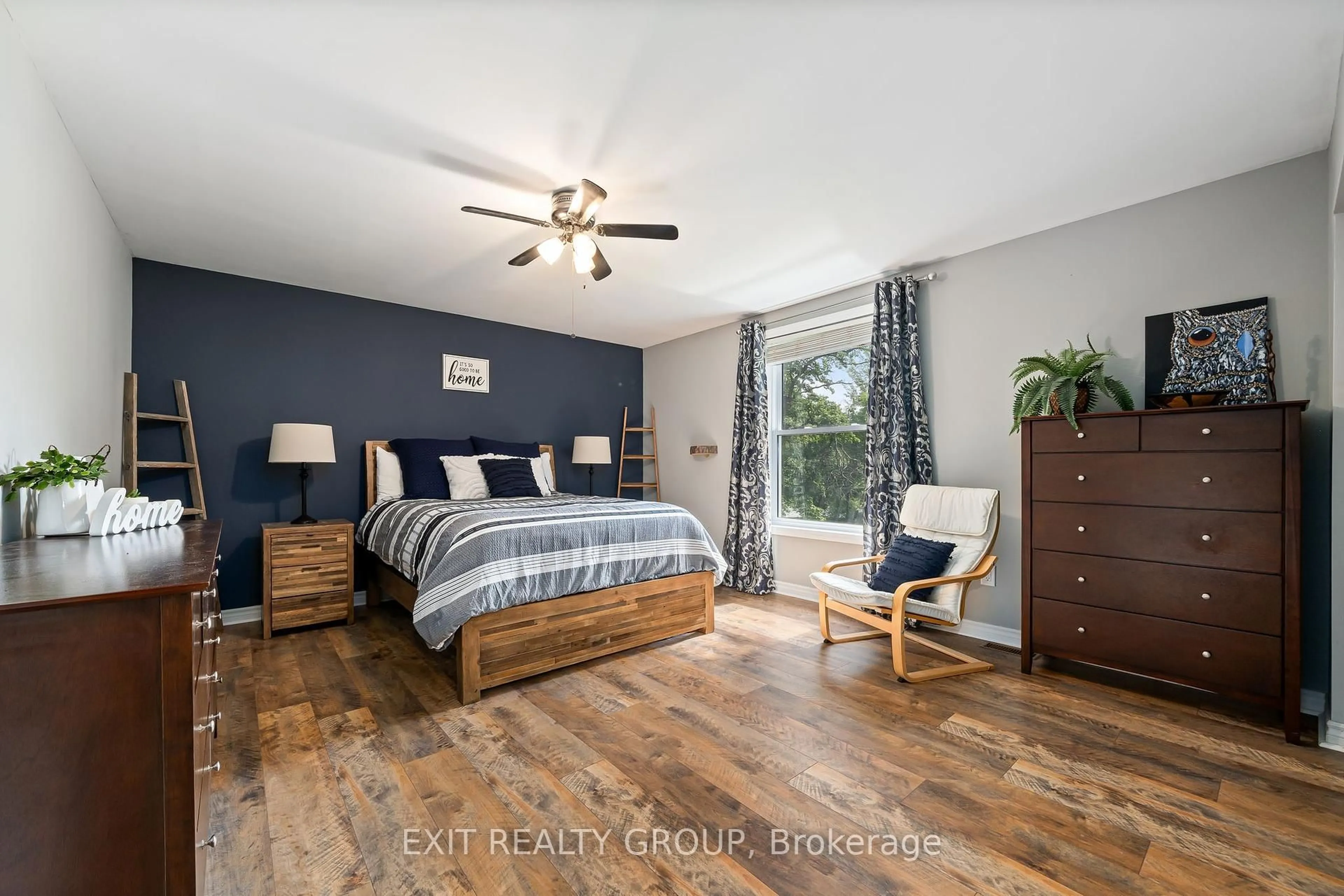 Bedroom with bed, wood/laminate floor for 168 Trillium Lane, Tweed Ontario K0K 3J0