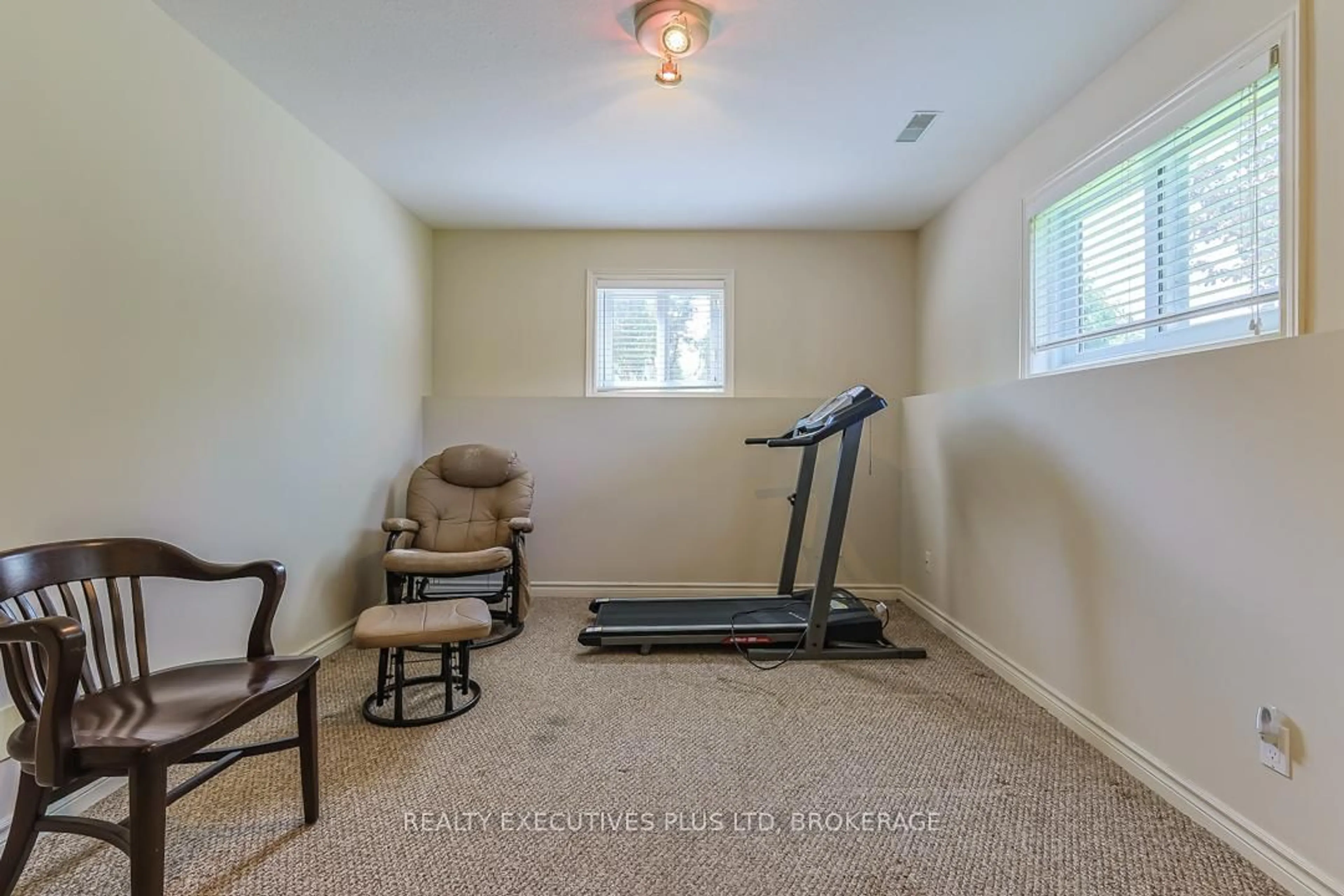 Gym or fitness room for 1496 BARRON Rd, Thorold Ontario L2G 4E8