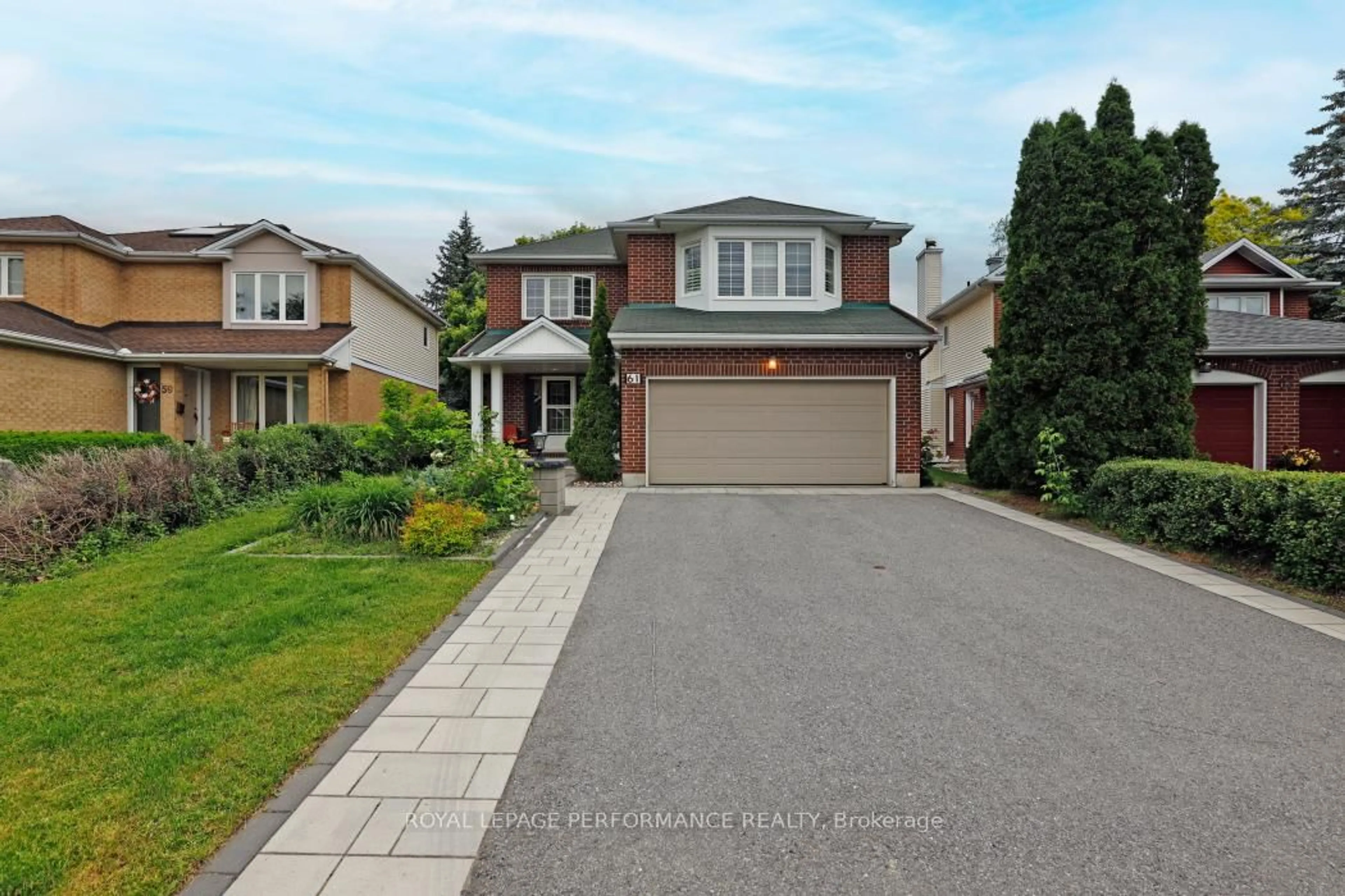 Unknown for 61 Wycliffe St, Ottawa Ontario K2G 5L9
