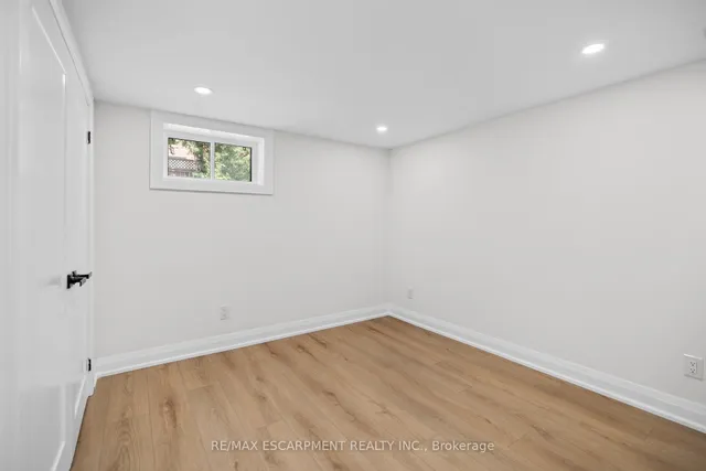 Additional property image - 15 Hardale Cres