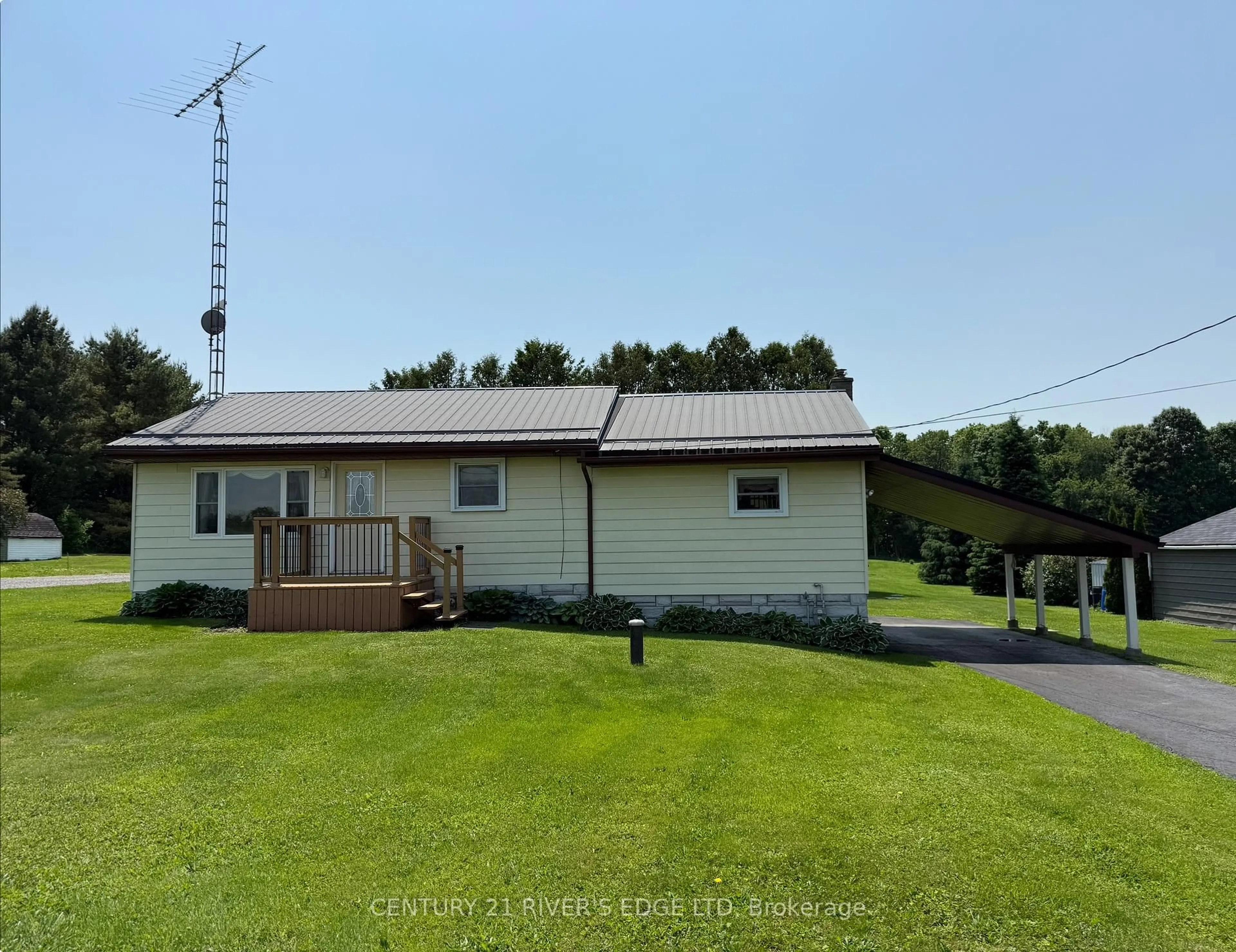 A pic from outside/outdoor area/front of a property/back of a property/a pic from drone, unknown for 4022 County 29 Rd, Elizabethtown-Kitley Ontario K7G 2V6