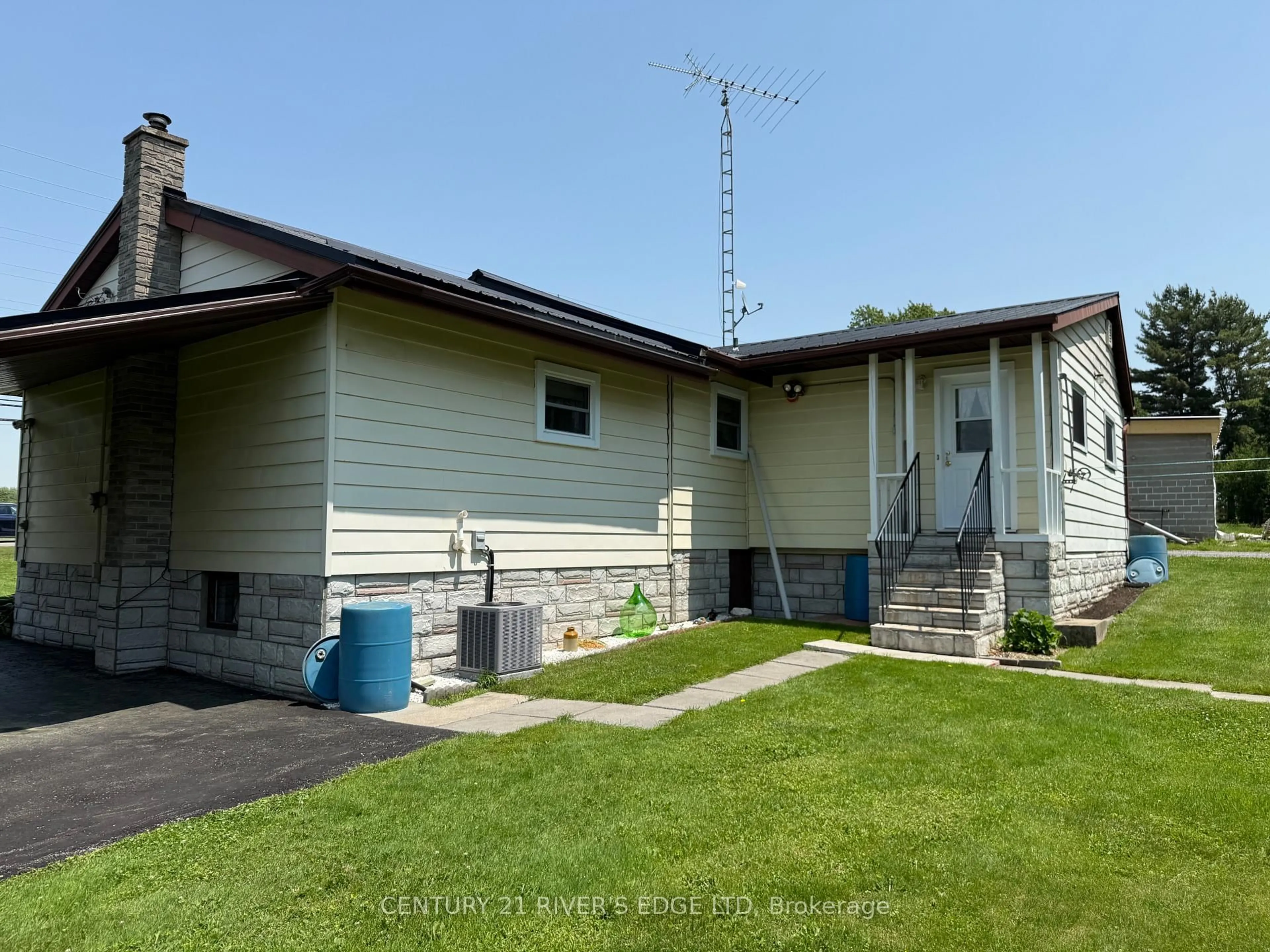 Unknown for 4022 County 29 Rd, Elizabethtown-Kitley Ontario K7G 2V6