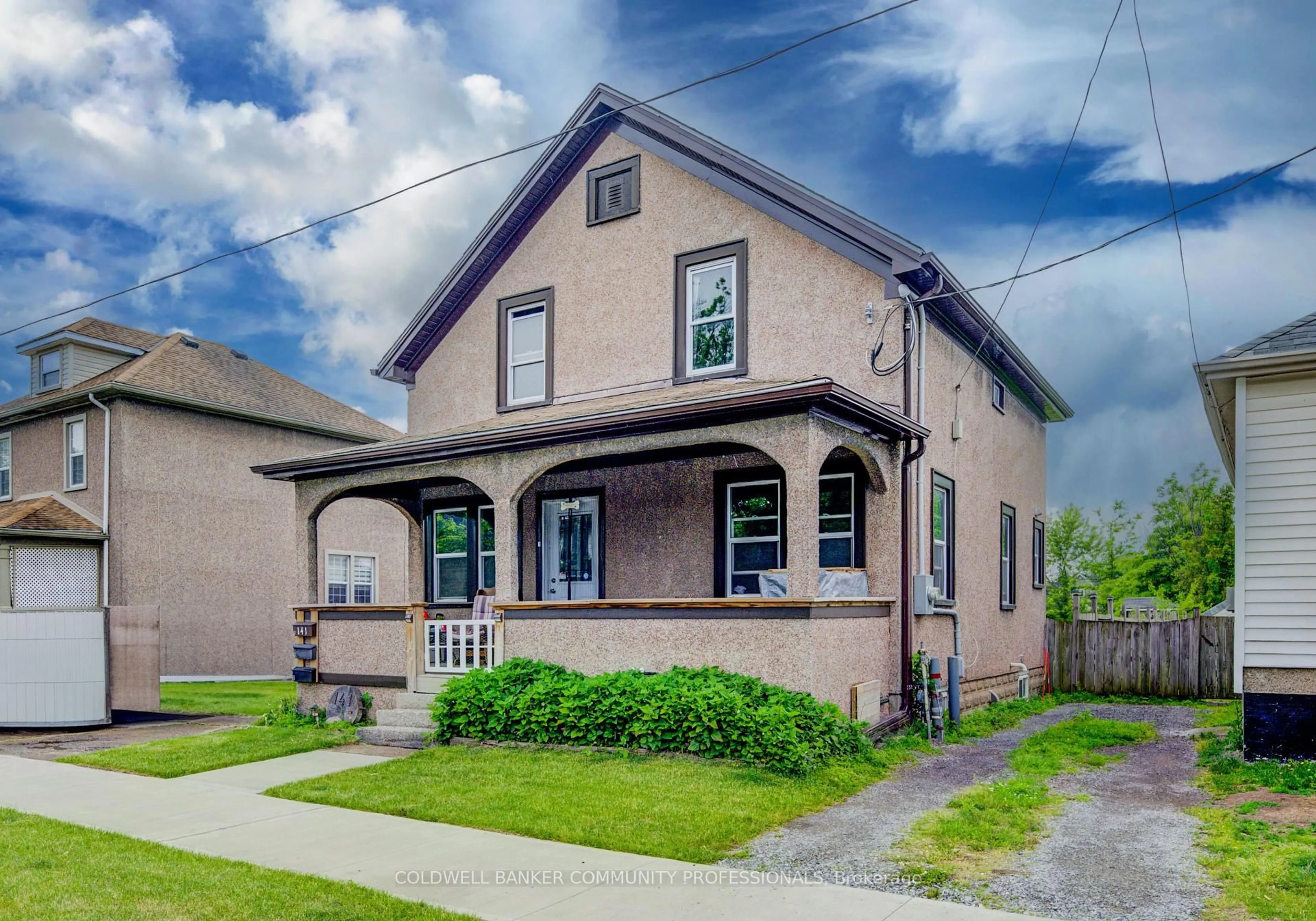 Home with brick exterior material, street for 141 Garner Ave, Welland Ontario L3B 2Y1