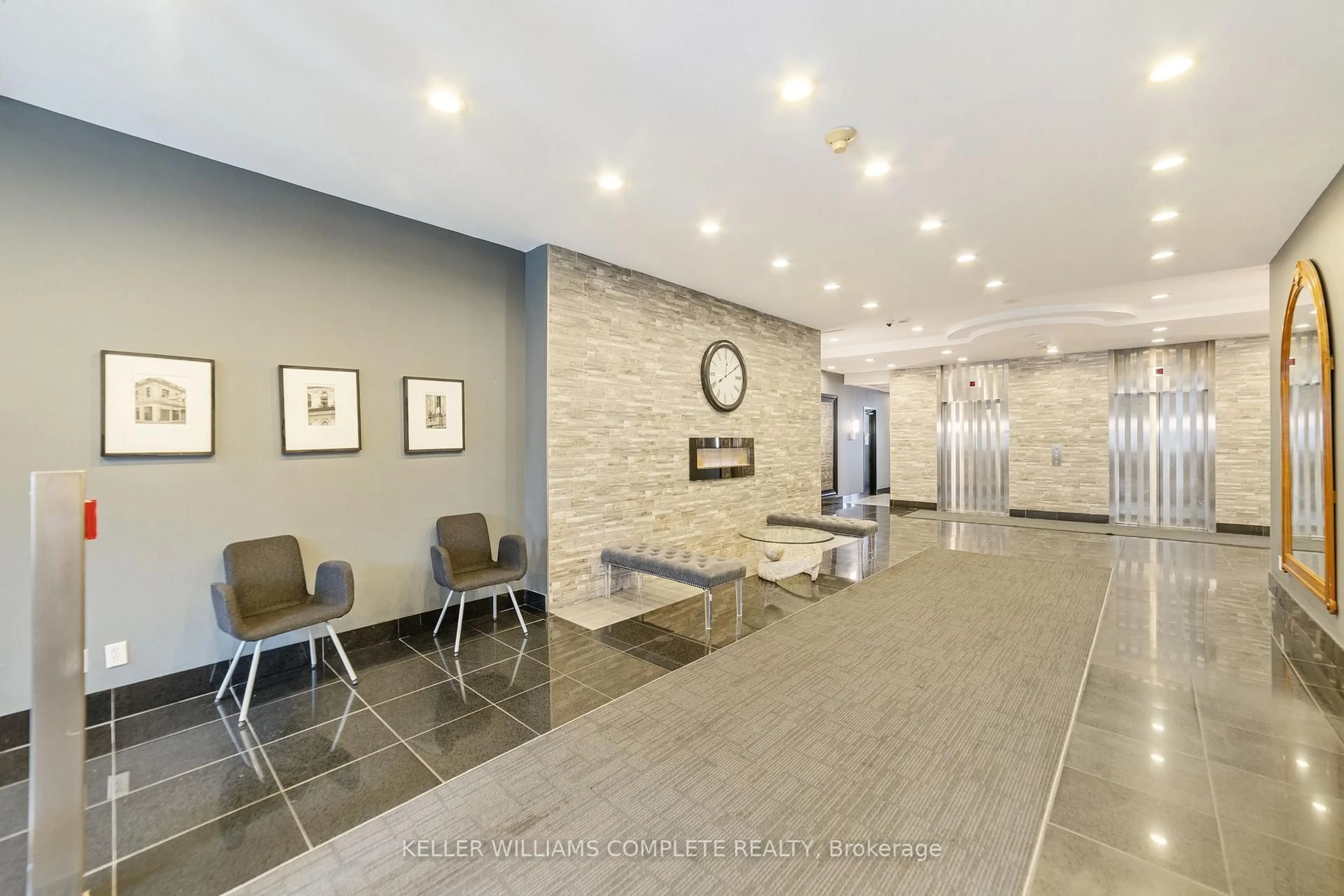 Lobby for 135 James St #106, Hamilton Ontario L8P 2Z6