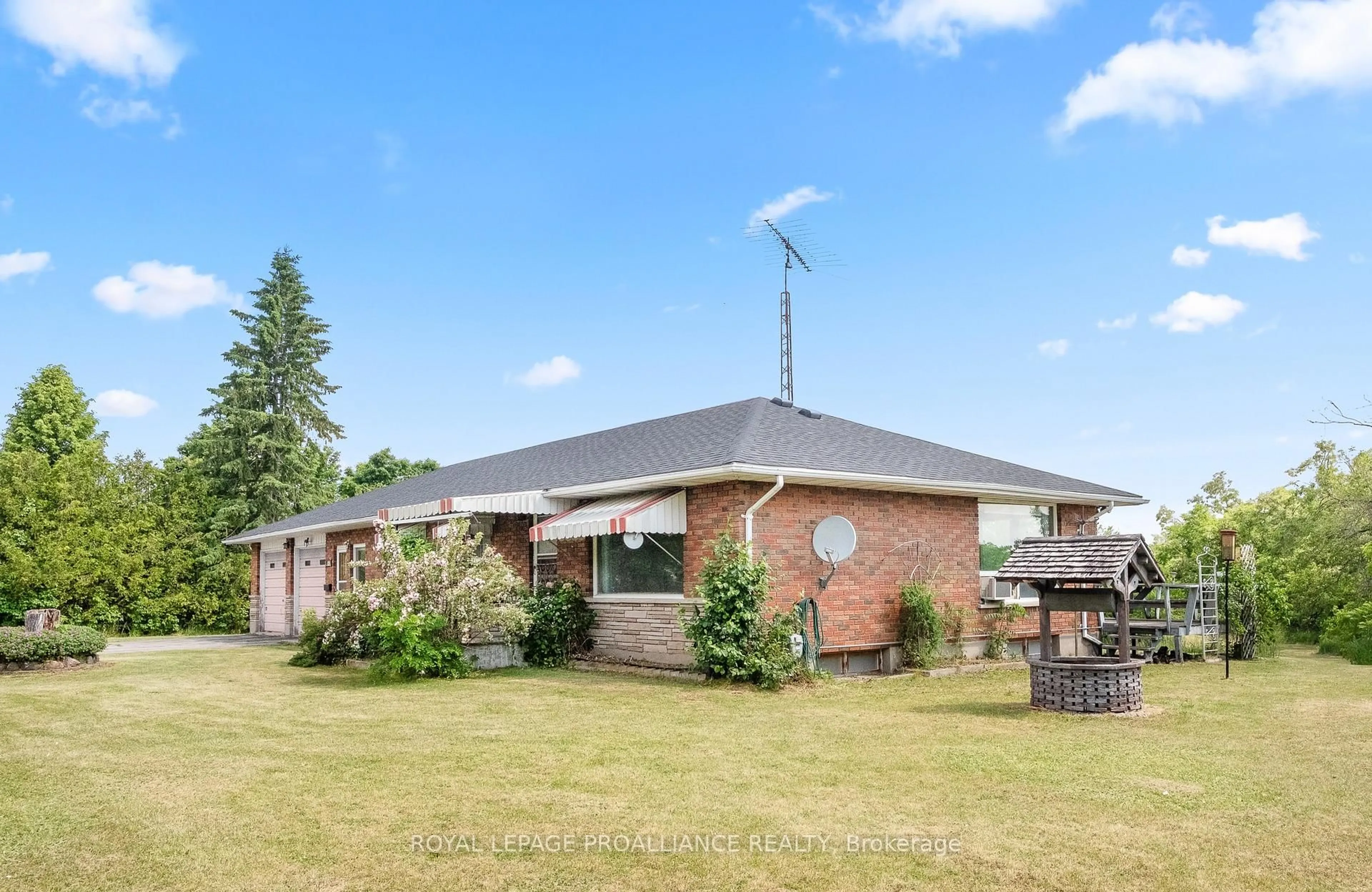 Home with brick exterior material, building for 42 Elizabeth St, Trent Hills Ontario K0L 1Y0