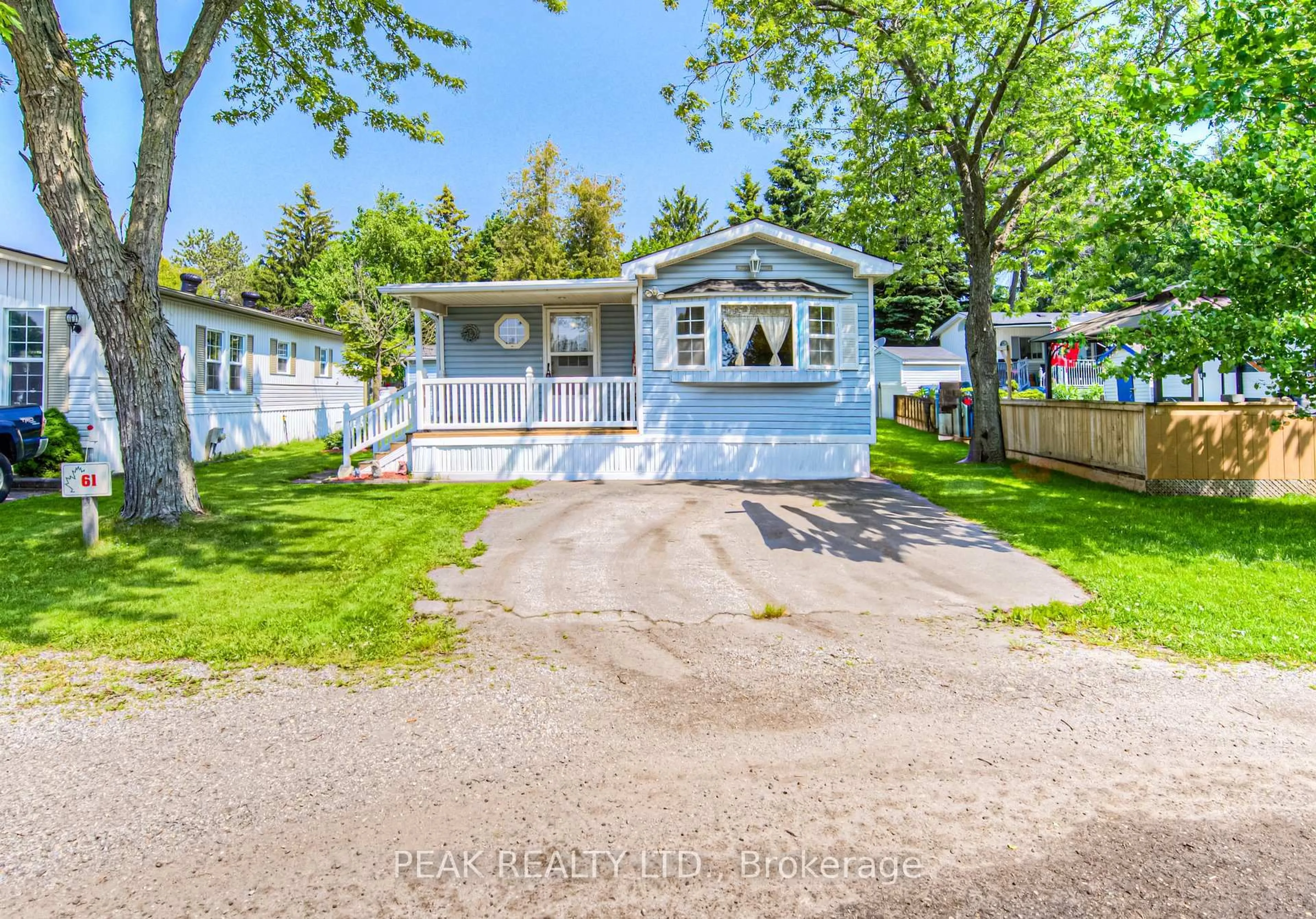 Home with vinyl exterior material, unknown for 580 Beaver Creek Rd #61, Waterloo Ontario N2J 3Z4