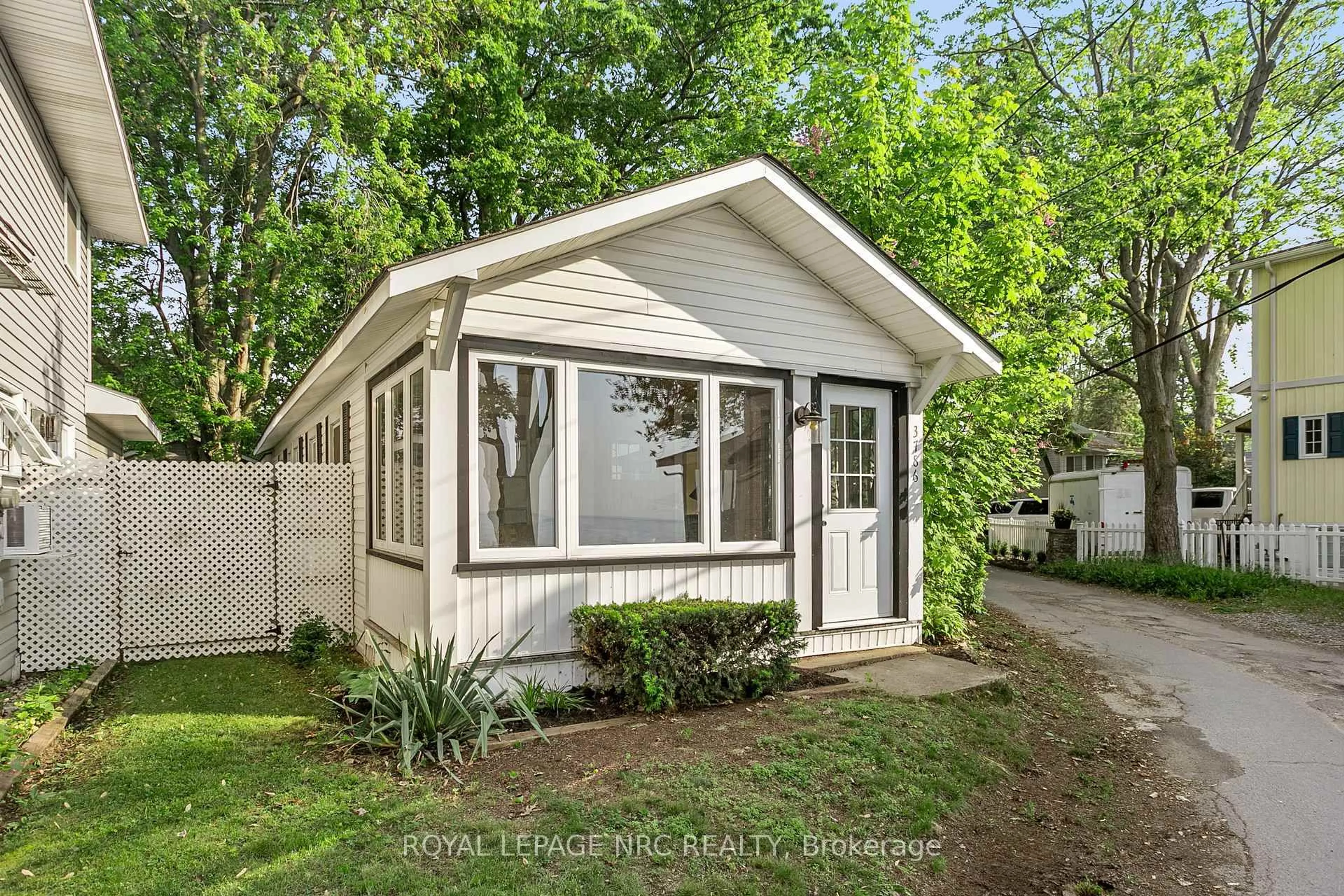 Shed for 3786 Terrace Lane, Fort Erie Ontario L0S 1B0