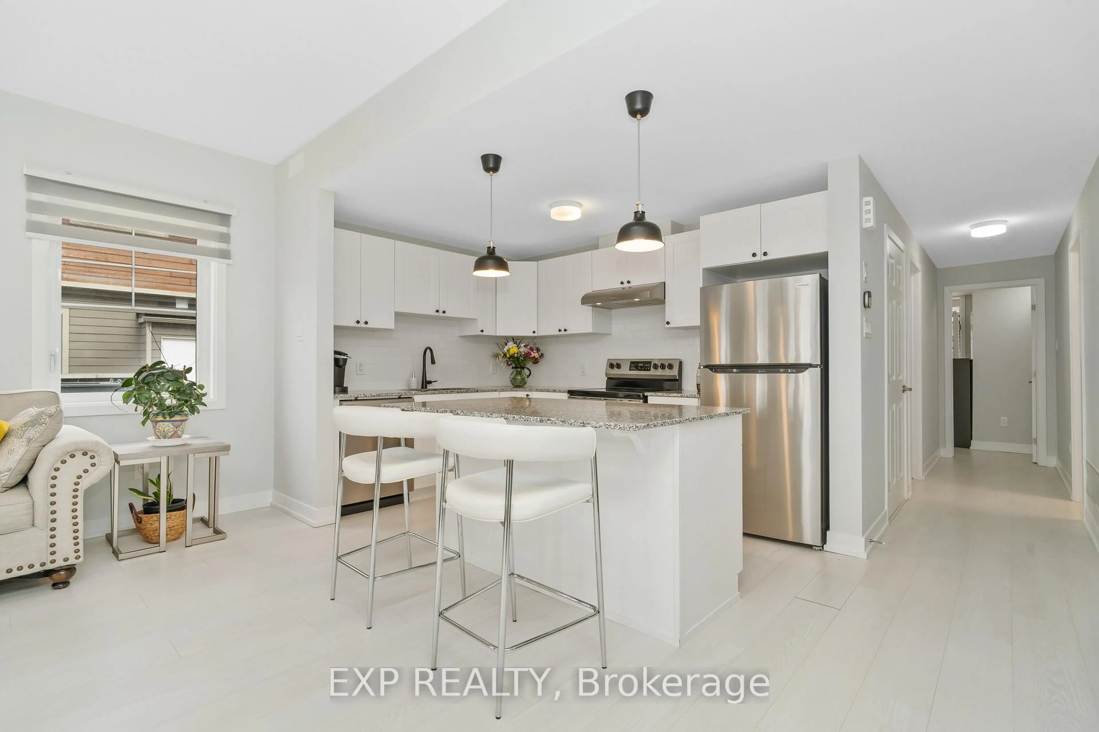 Unknown for 222 Anyolite Private, Ottawa Ontario K2J 7J3
