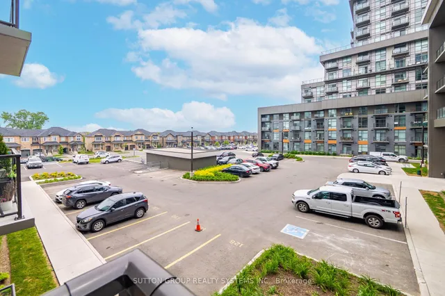 Additional image 7 of 460 Dundas St Unit 231