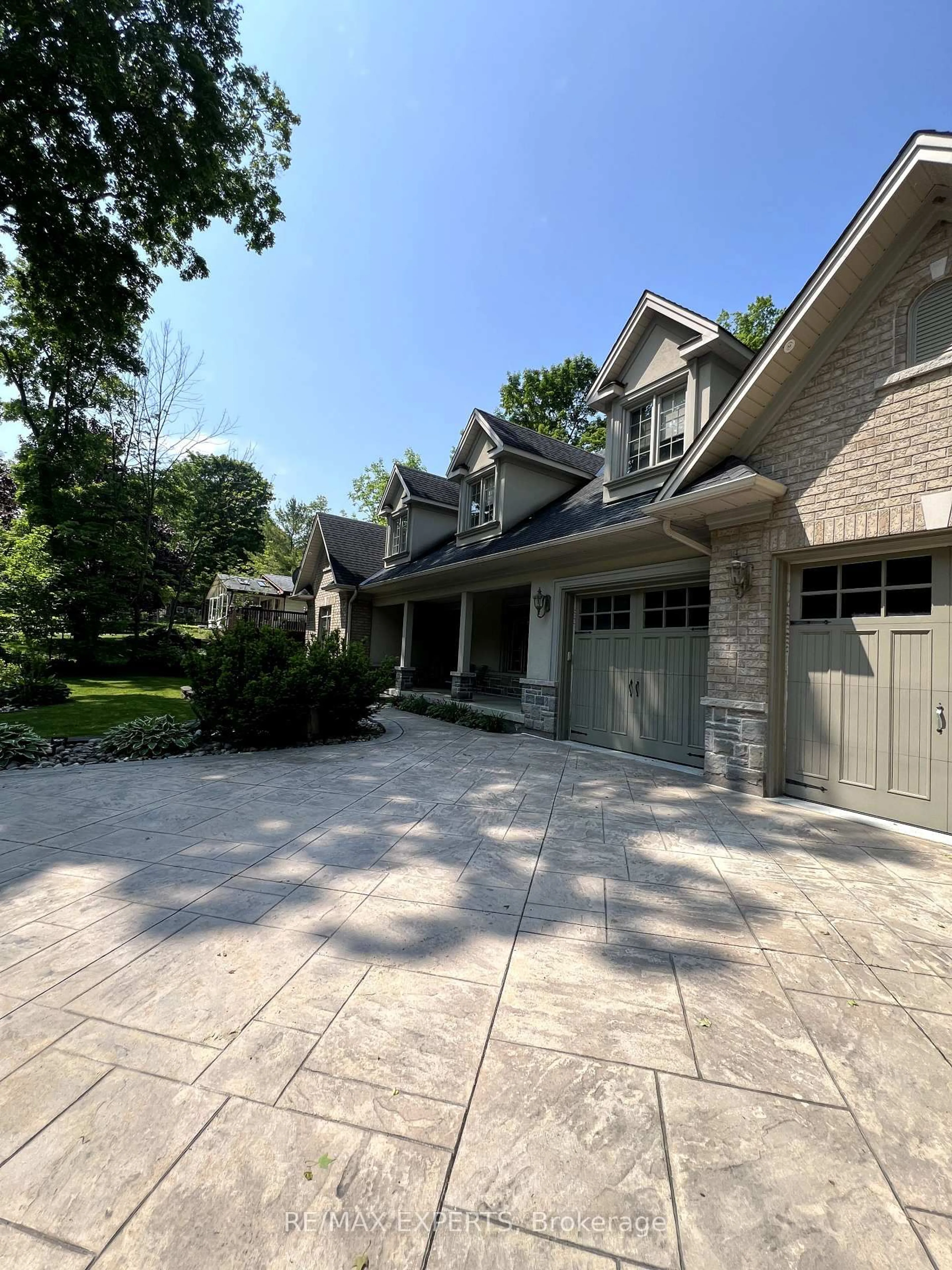 Home with brick exterior material, street for 431 Manley Cres, South Bruce Peninsula Ontario N0H 2G0