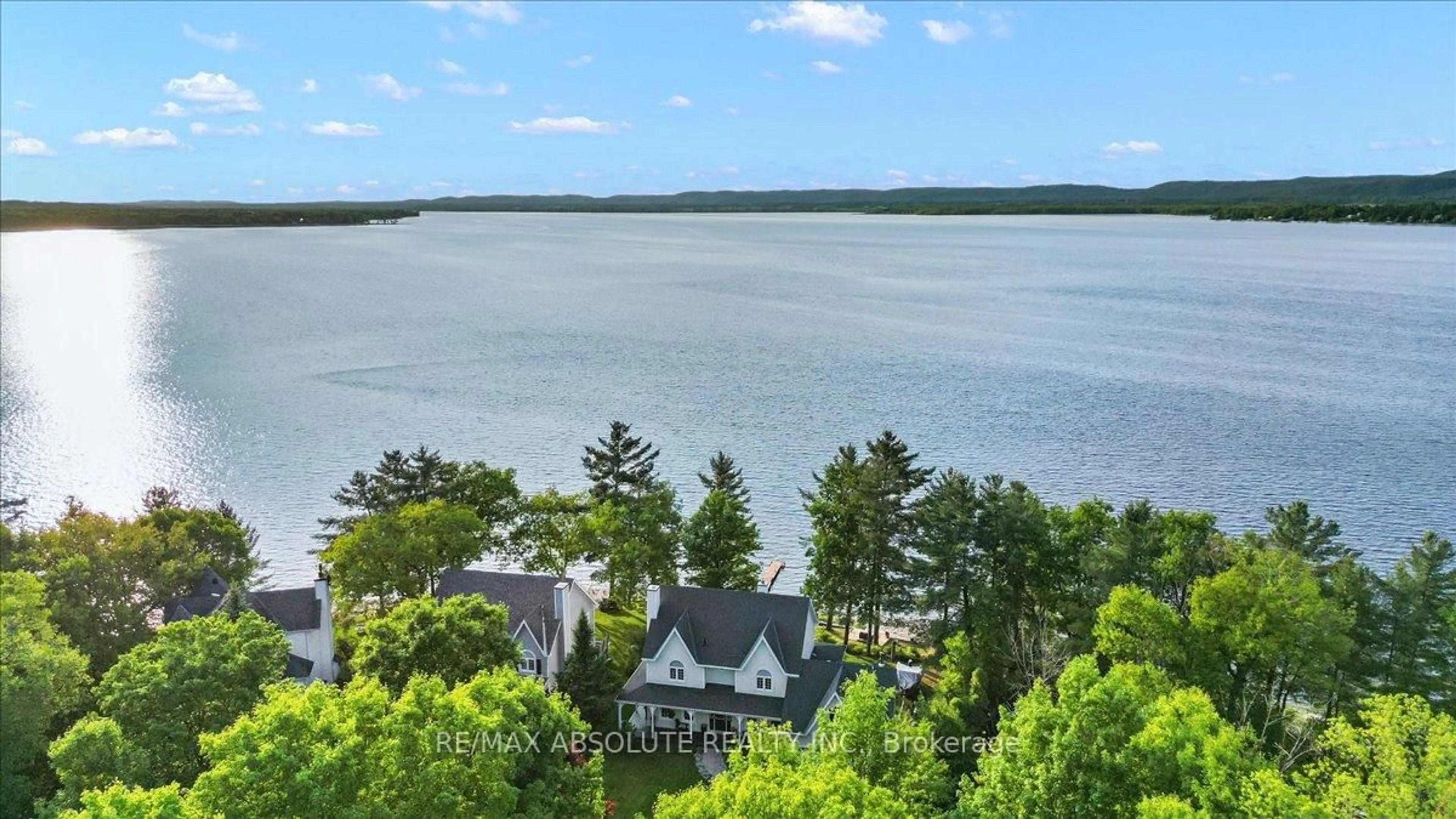 A pic from outside/outdoor area/front of a property/back of a property/a pic from drone, water/lake/river/ocean view for 4098 Armitage Ave, Ottawa Ontario K0A 1T0