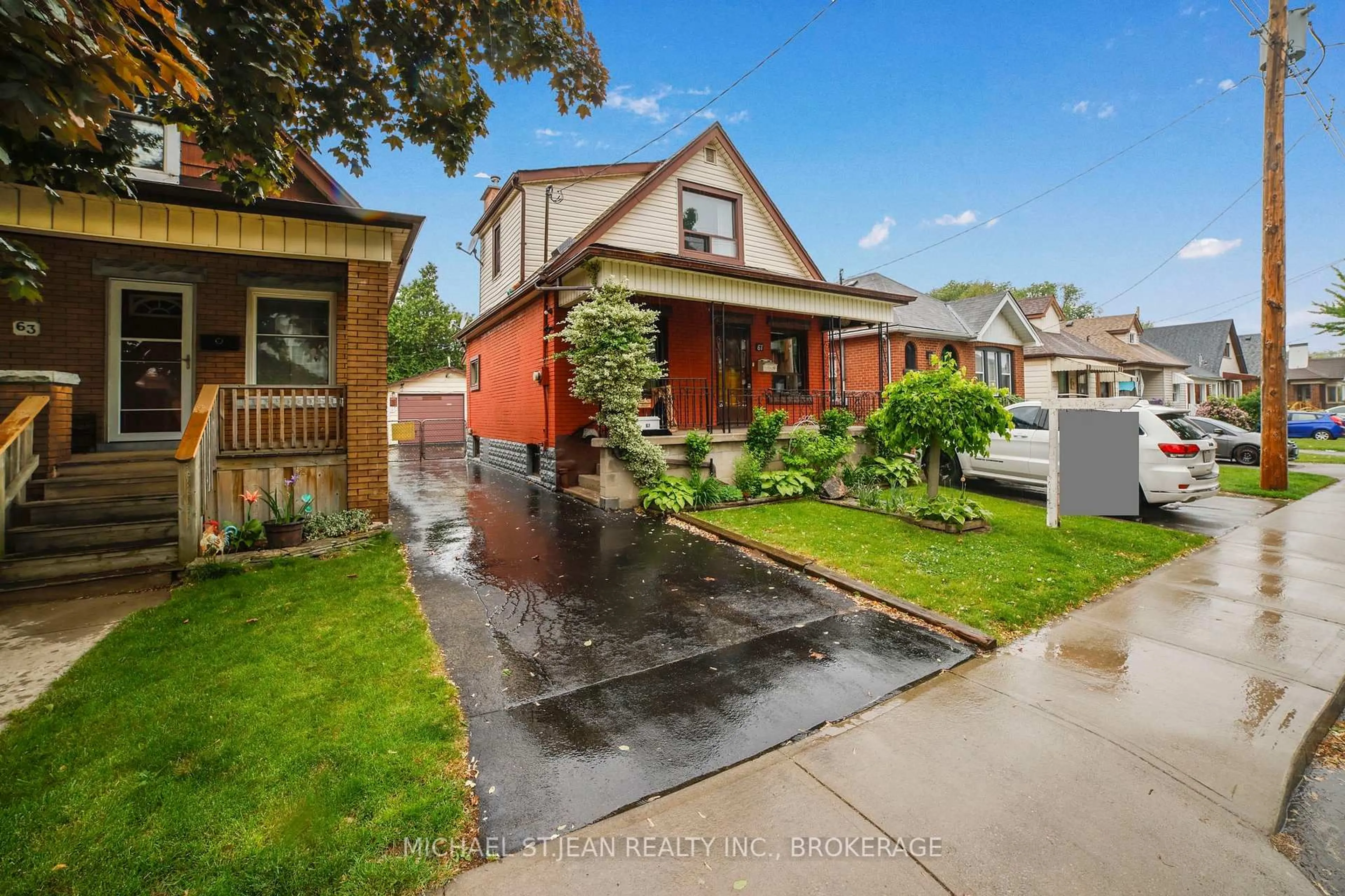 Home with brick exterior material, street for 67 Cope St, Hamilton Ontario L8H 5B1